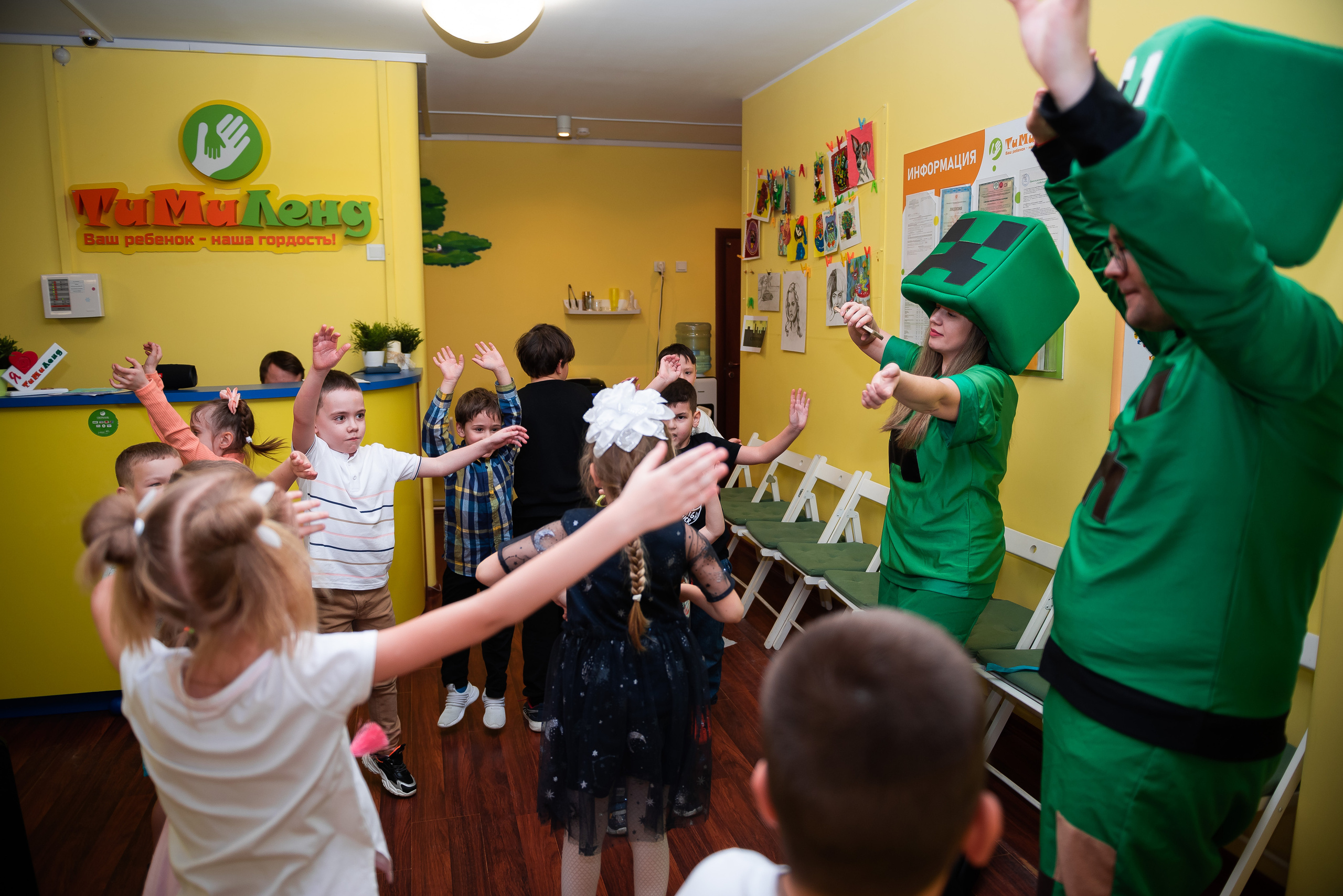 ДР Лёши в игровом центре. Репортажный фотограф в Москве Alena Sfotkaet