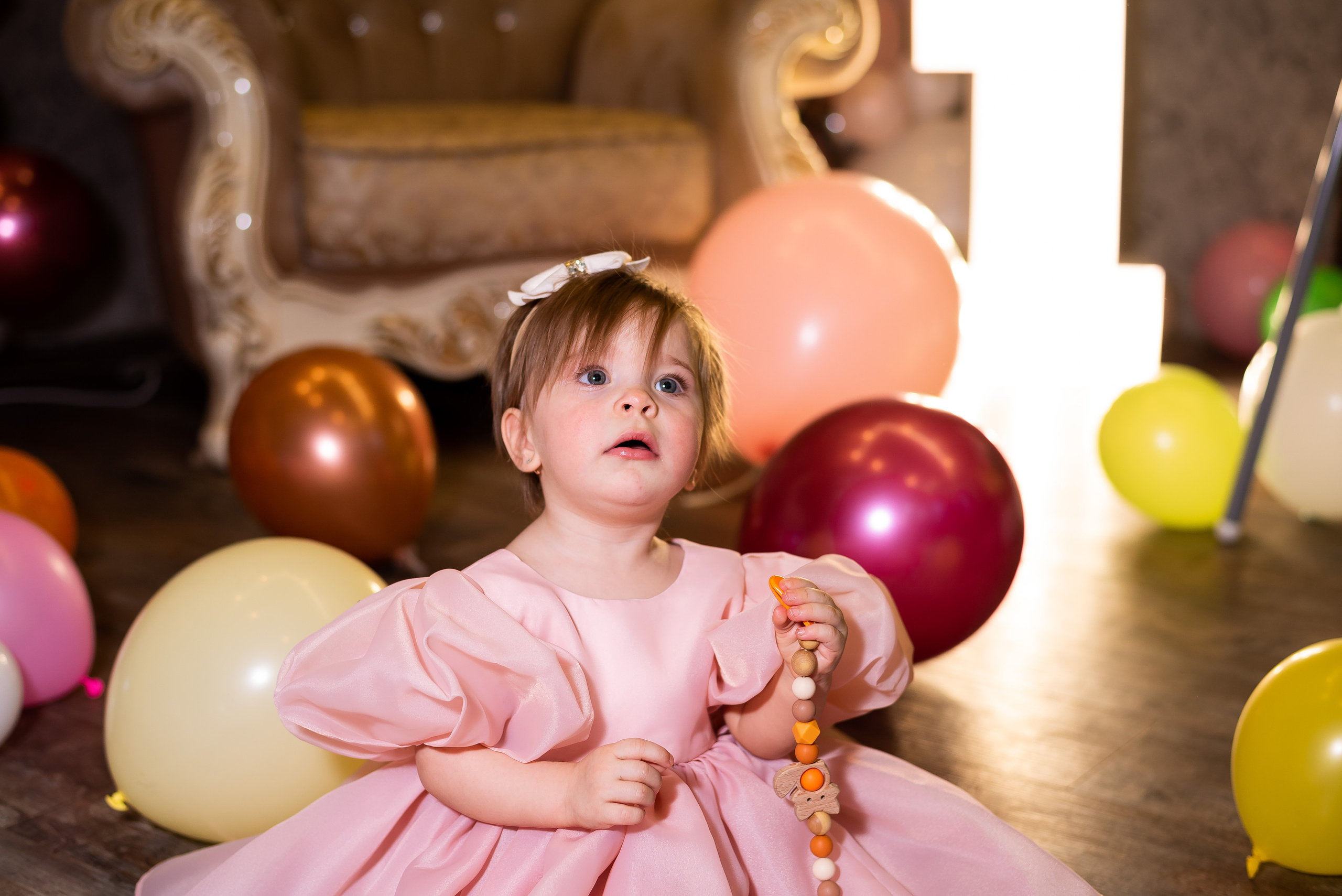 ДР Агаты в лофте. Репортажный фотограф в Москве Alena Sfotkaet