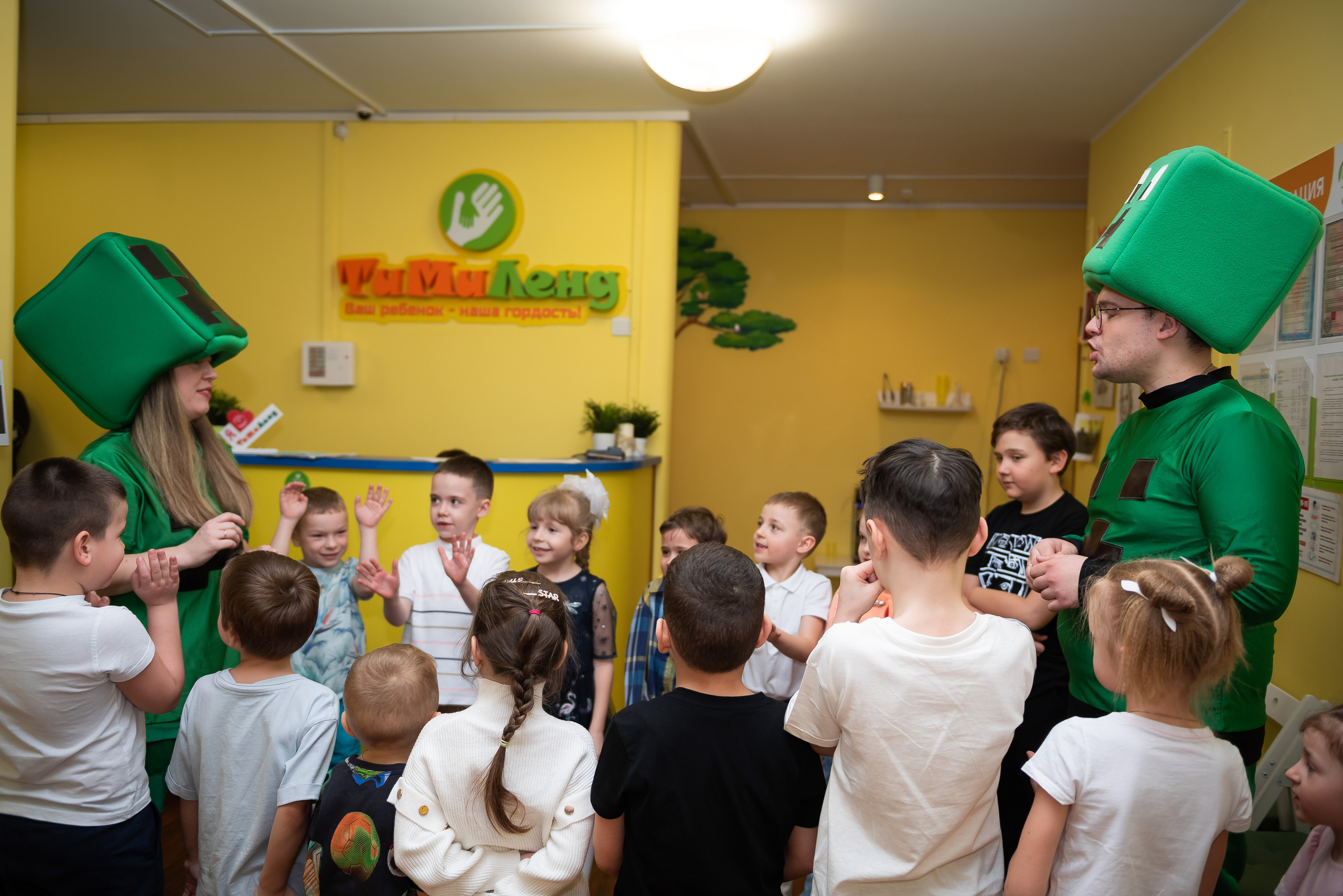 ДР Лёши в игровом центре. Репортажный фотограф в Москве Alena Sfotkaet