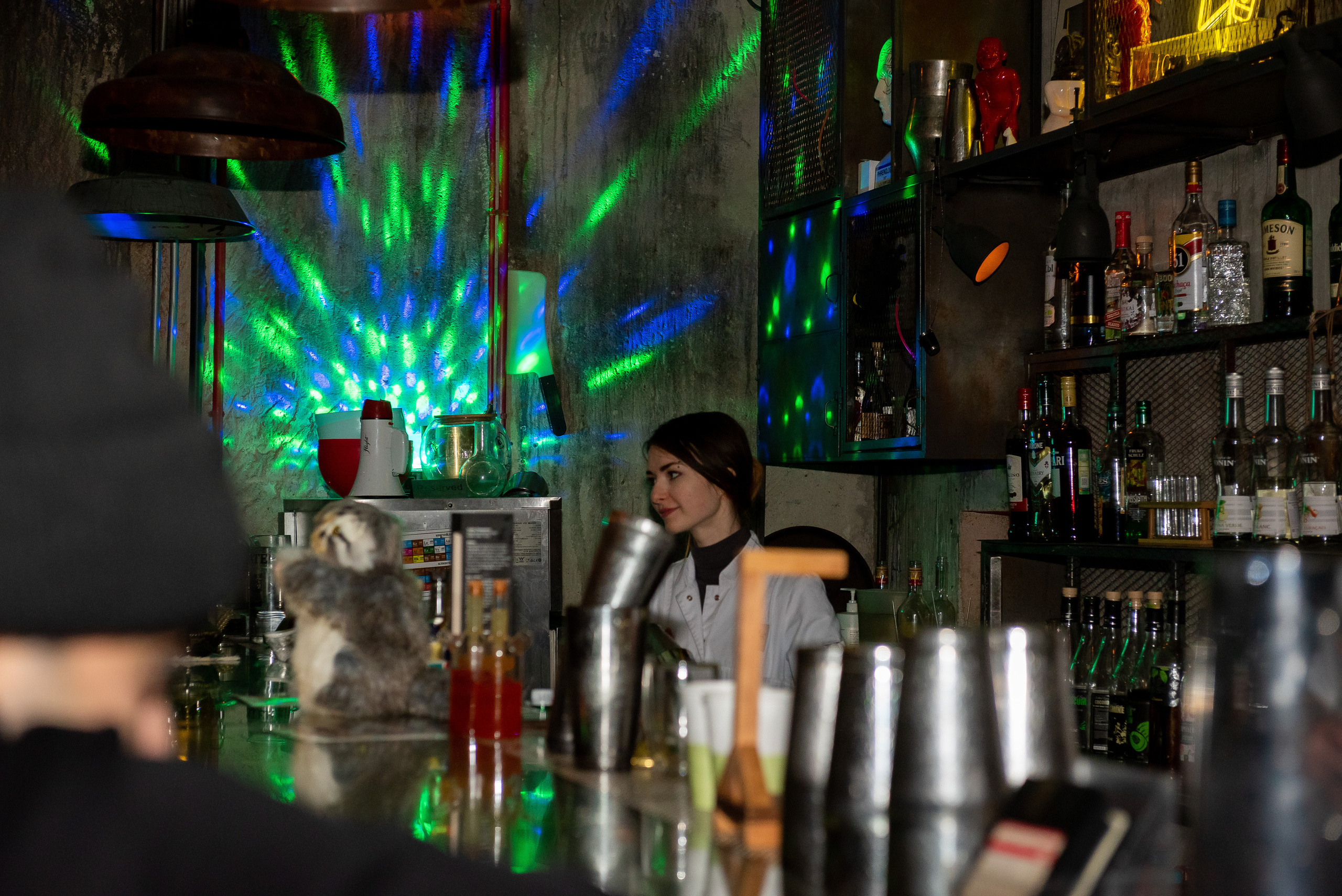 Один вечер трёх баров Москвы. Репортажный фотограф в Москве Alena Sfotkaet