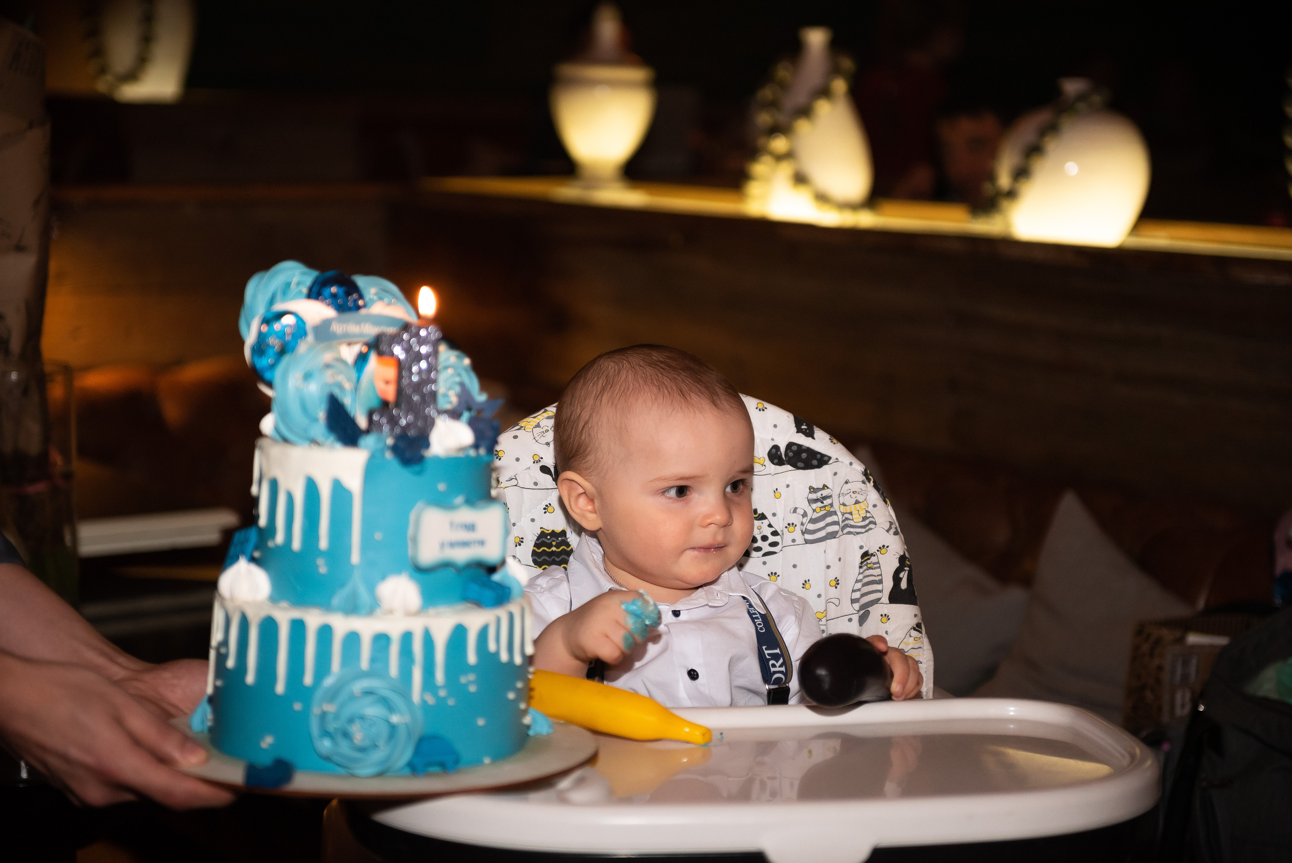 ДР Артёмки в ресторане. Репортажный фотограф в Москве Alena Sfotkaet