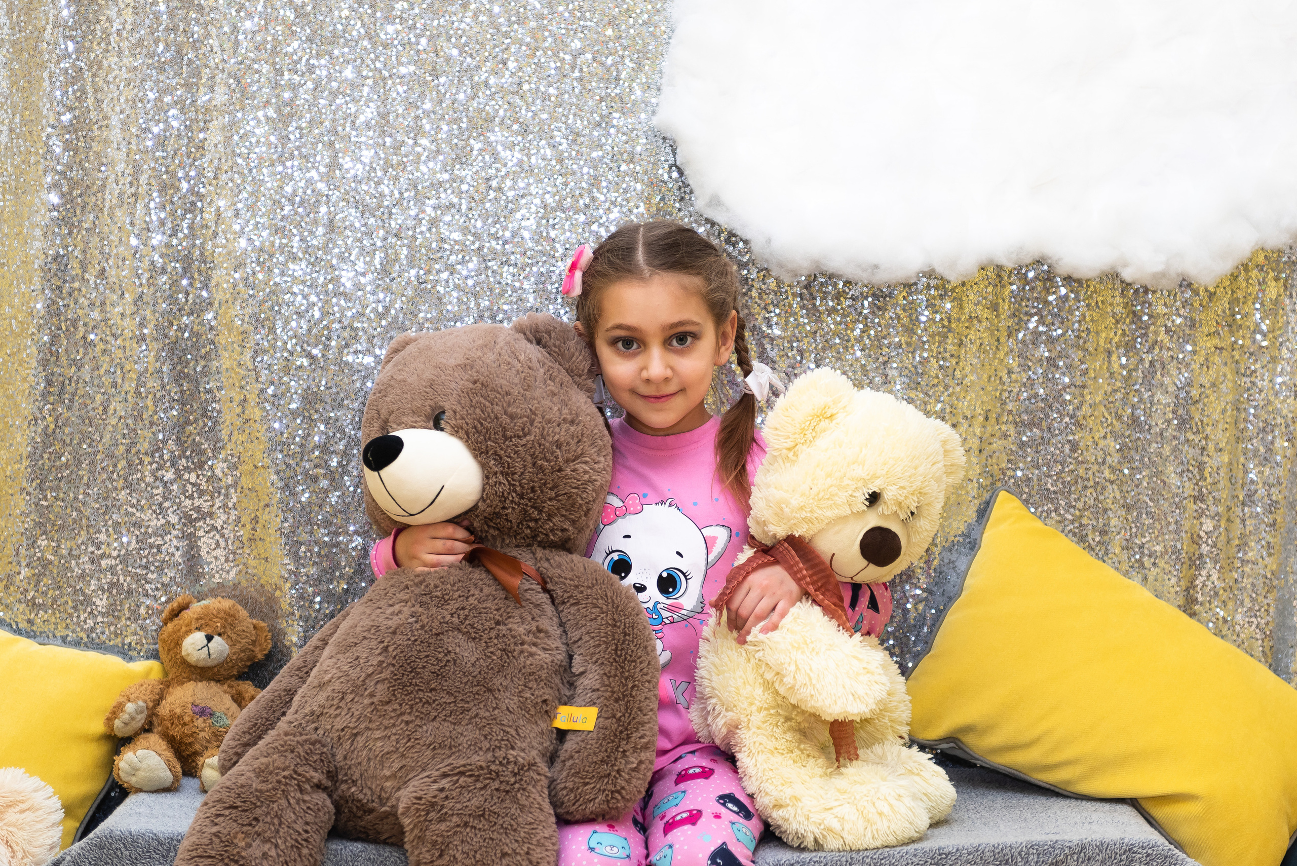 Пижамная вечеринка в игровом центре. Репортажный фотограф в Москве Alena Sfotkaet