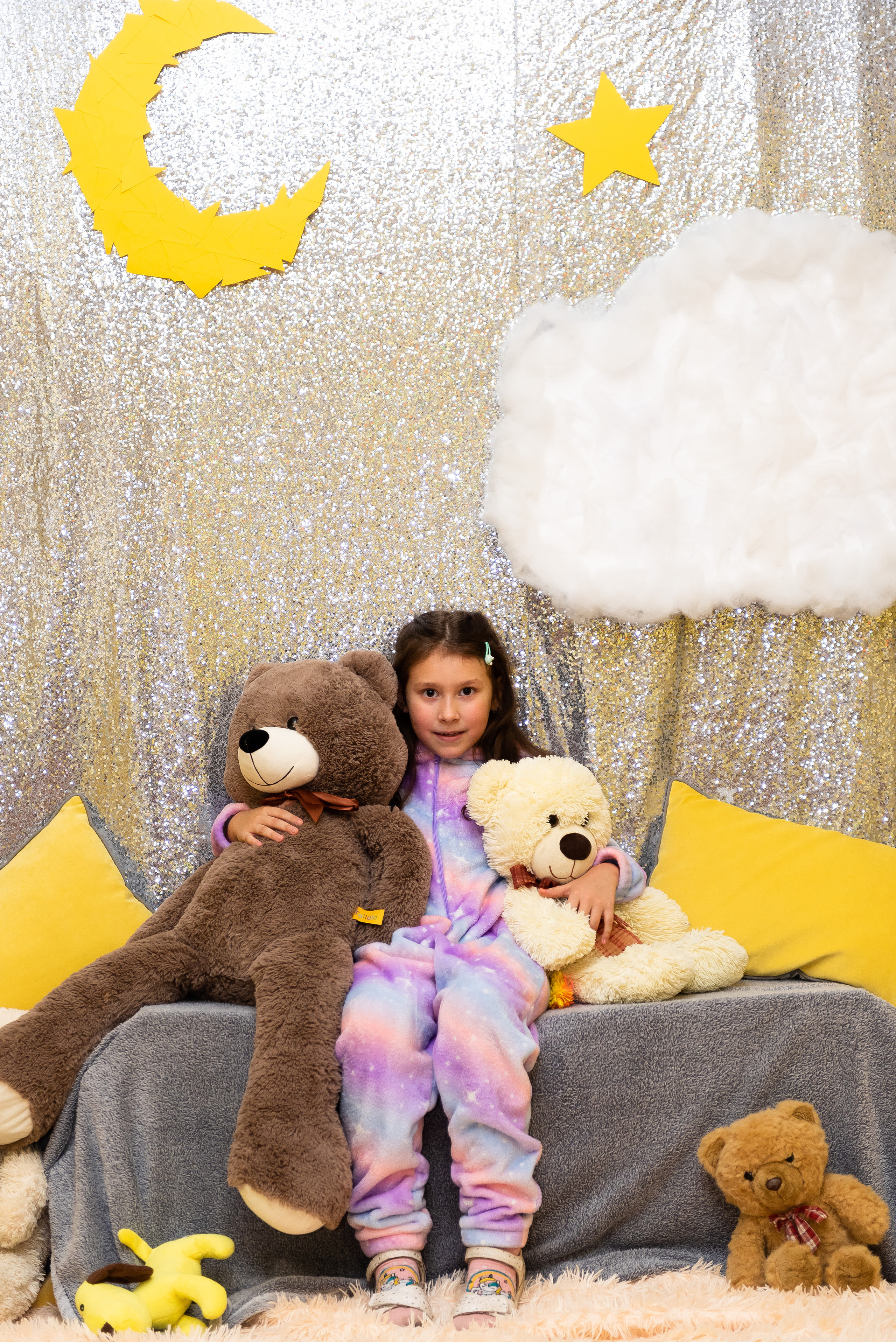 Пижамная вечеринка в игровом центре. Репортажный фотограф в Москве Alena Sfotkaet