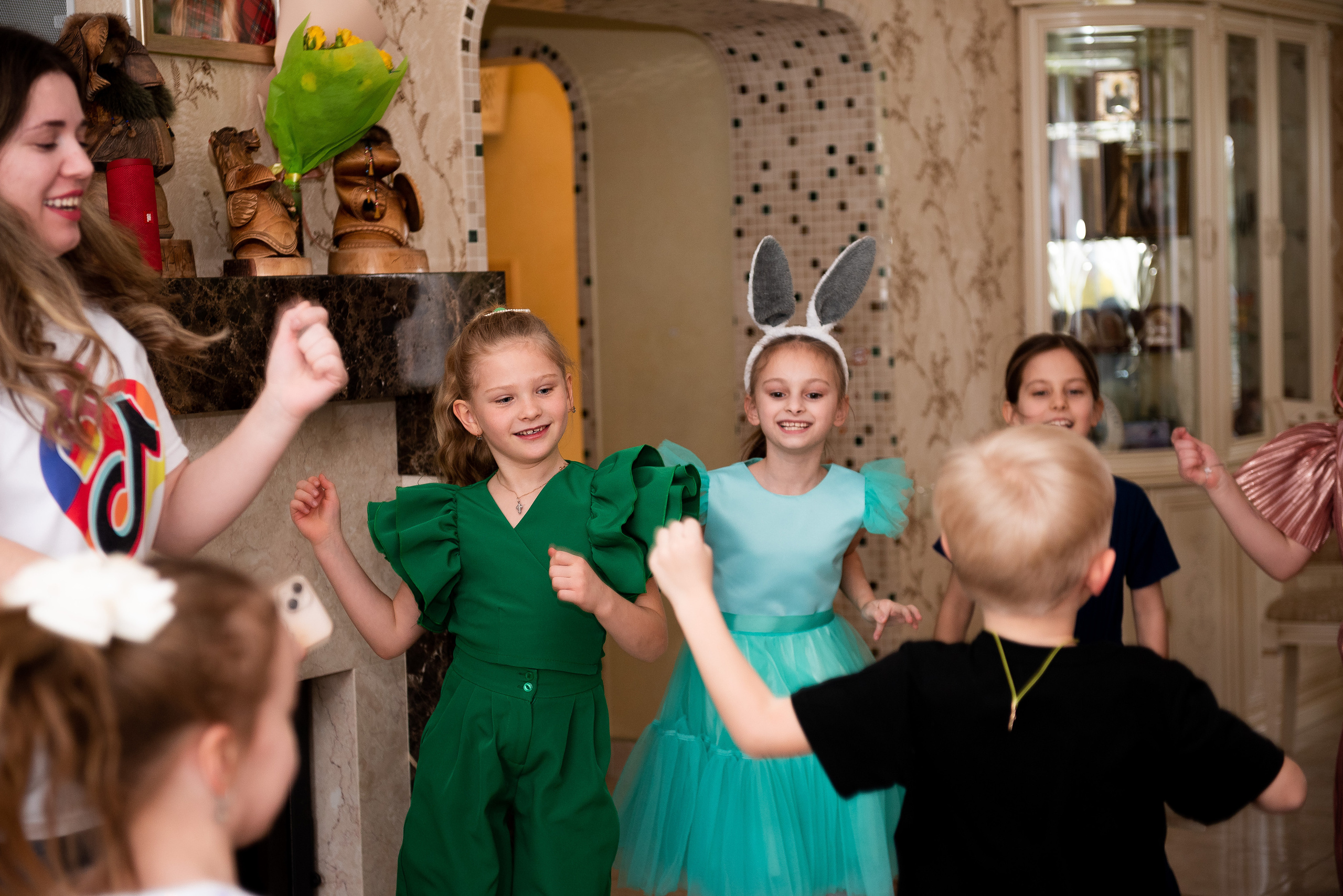 ДР Катюши дома. Репортажный фотограф в Москве Alena Sfotkaet