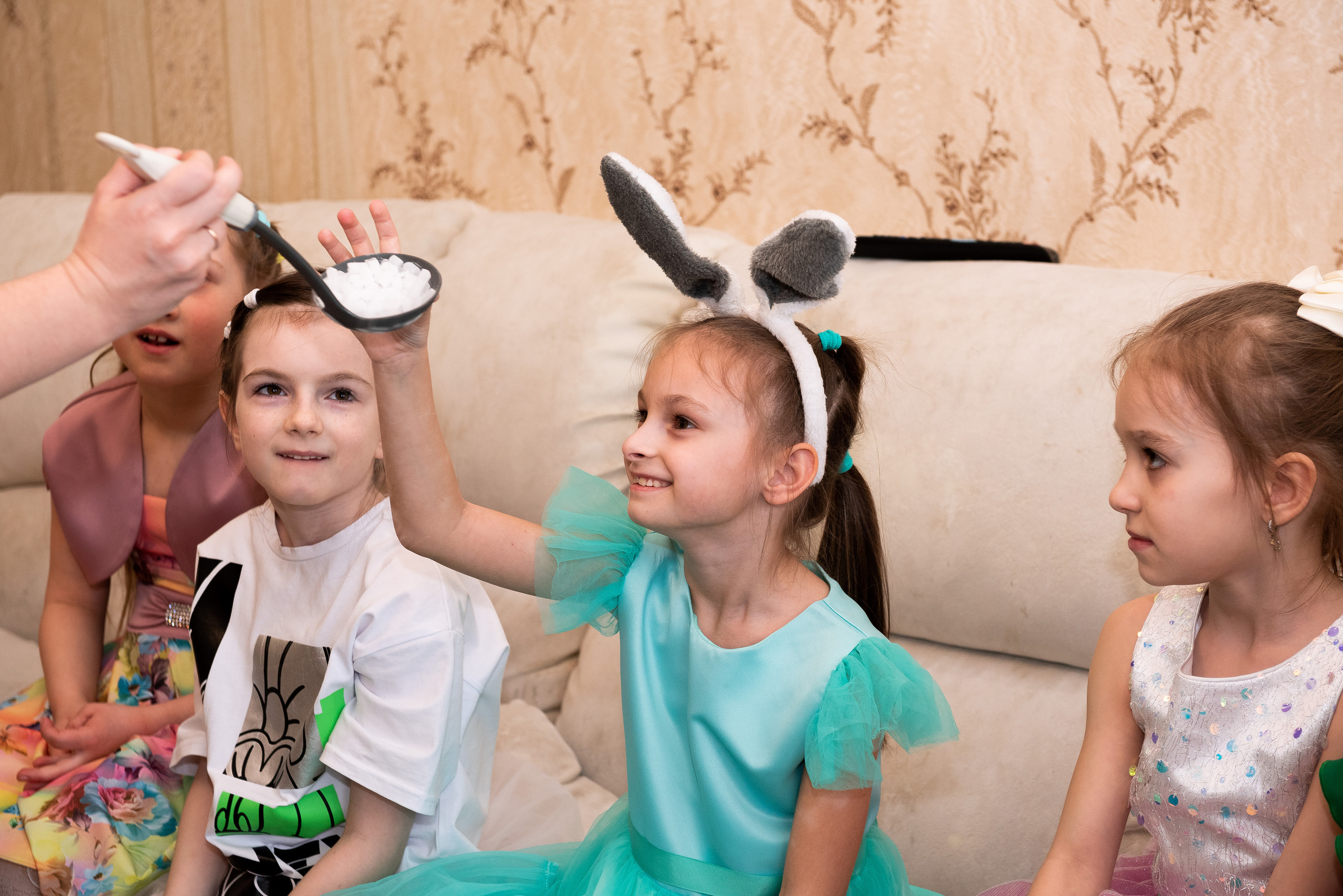 ДР Катюши дома. Репортажный фотограф в Москве Alena Sfotkaet