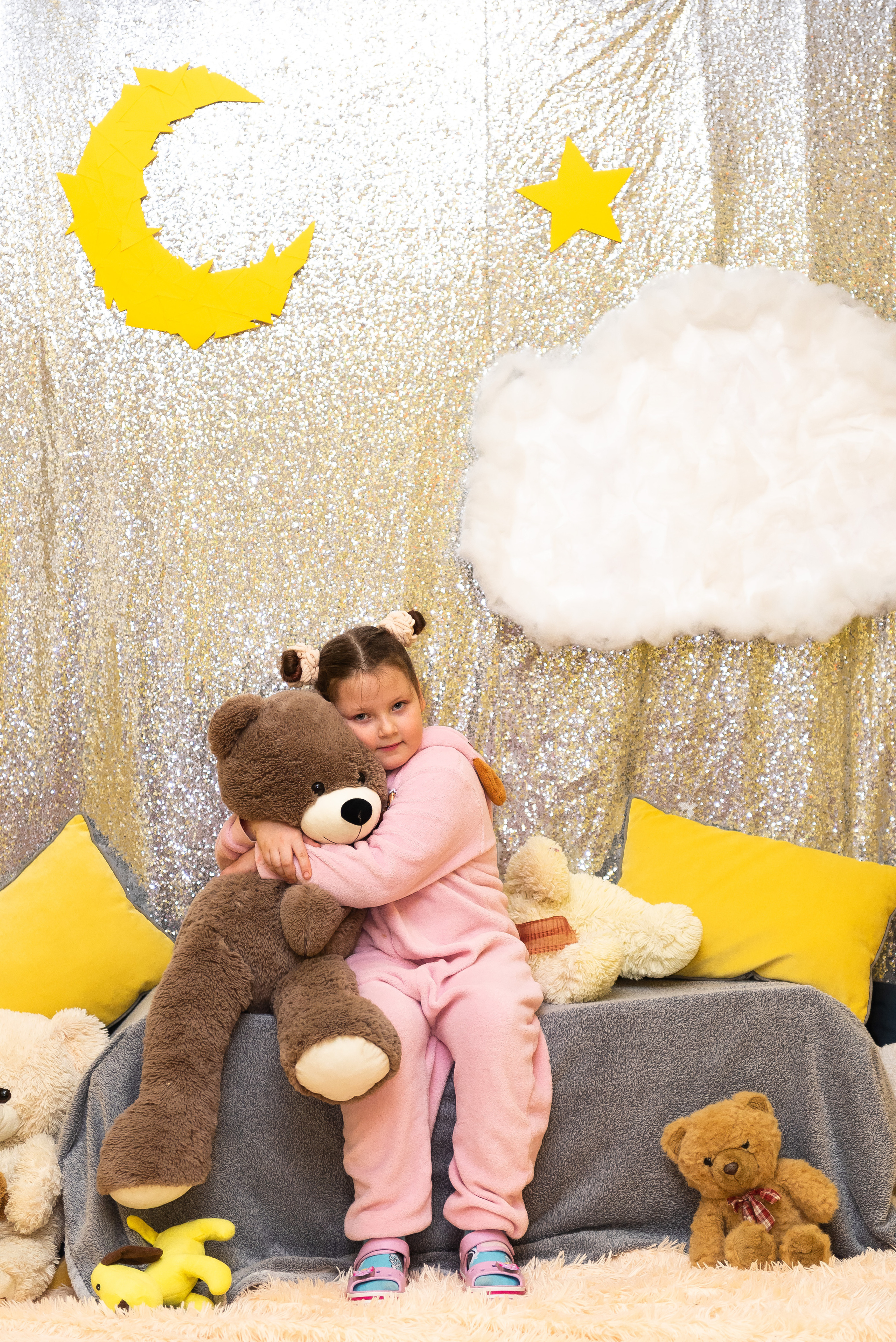 Пижамная вечеринка в игровом центре. Репортажный фотограф в Москве Alena Sfotkaet