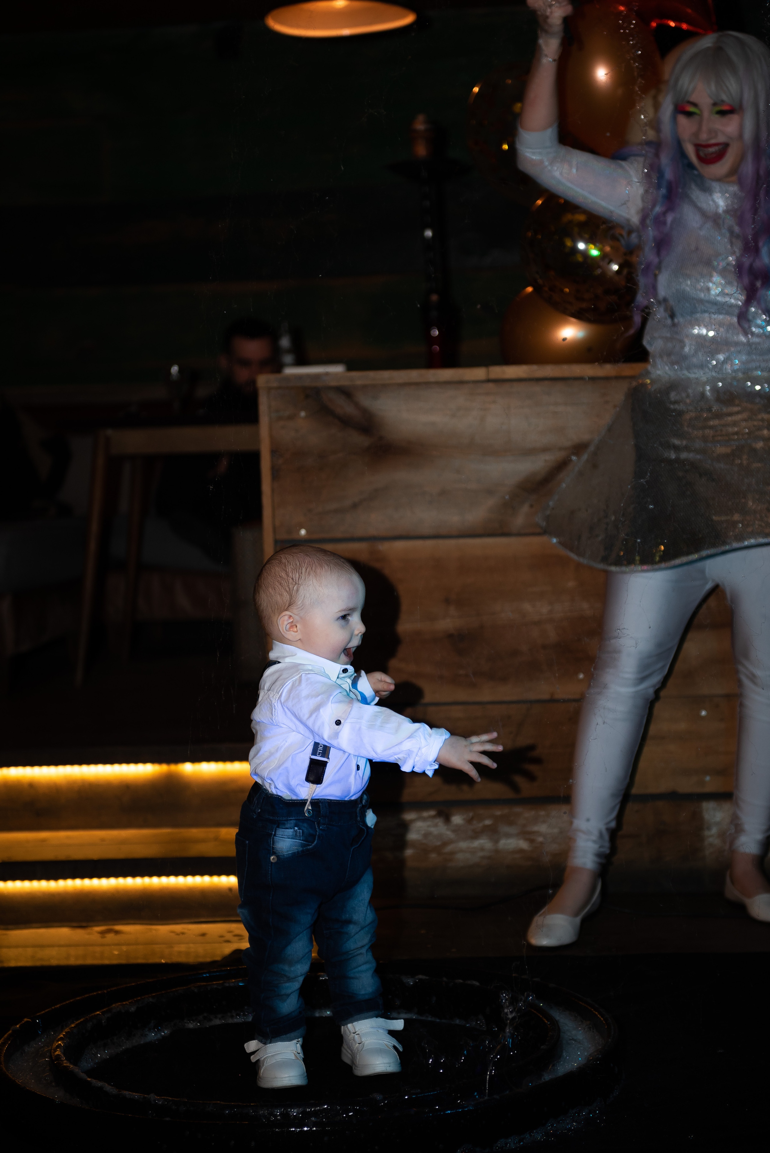 ДР Артёмки в ресторане. Репортажный фотограф в Москве Alena Sfotkaet