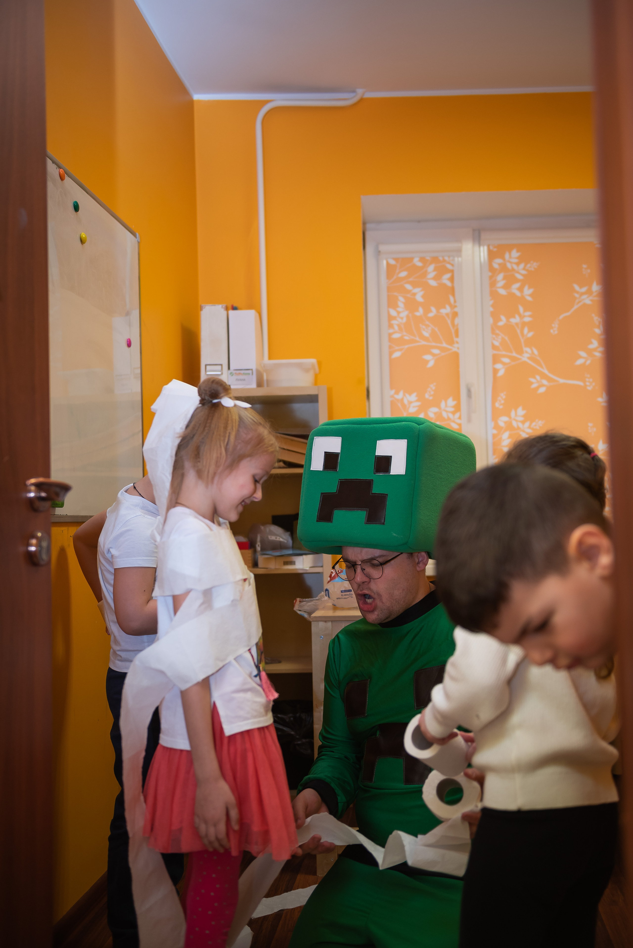 ДР Лёши в игровом центре. Репортажный фотограф в Москве Alena Sfotkaet