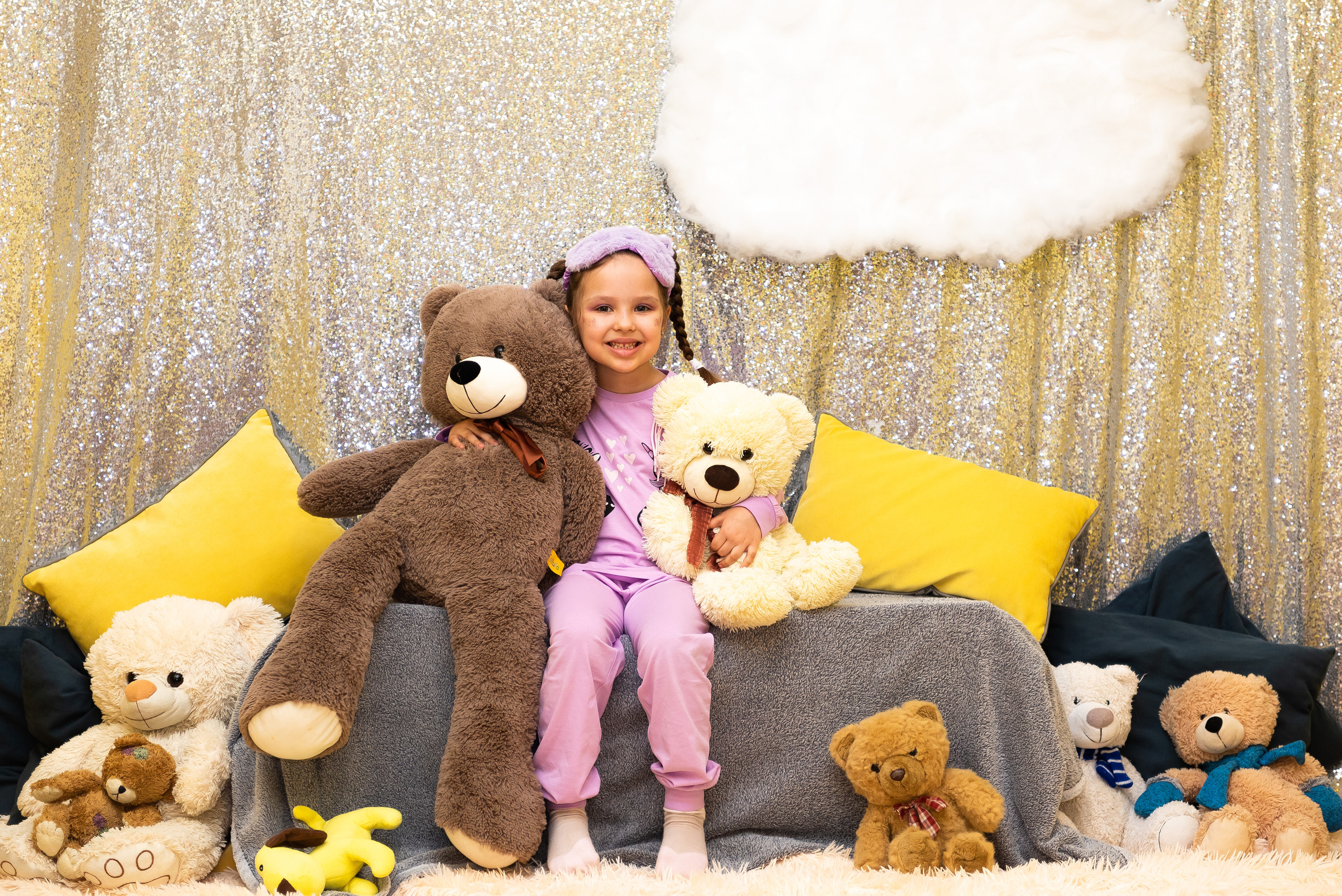 Пижамная вечеринка в игровом центре. Репортажный фотограф в Москве Alena Sfotkaet