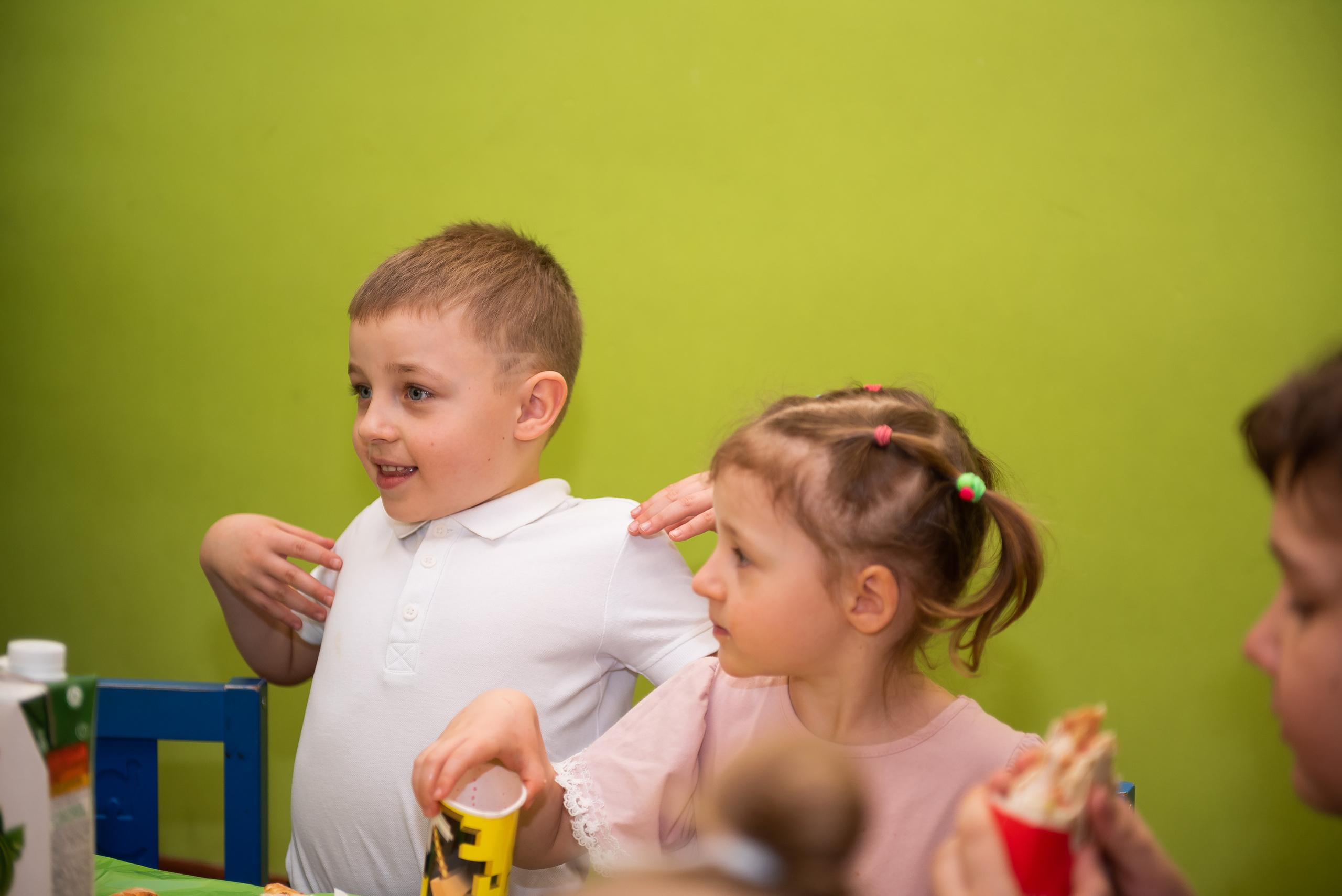 ДР Лёши в игровом центре. Репортажный фотограф в Москве Alena Sfotkaet
