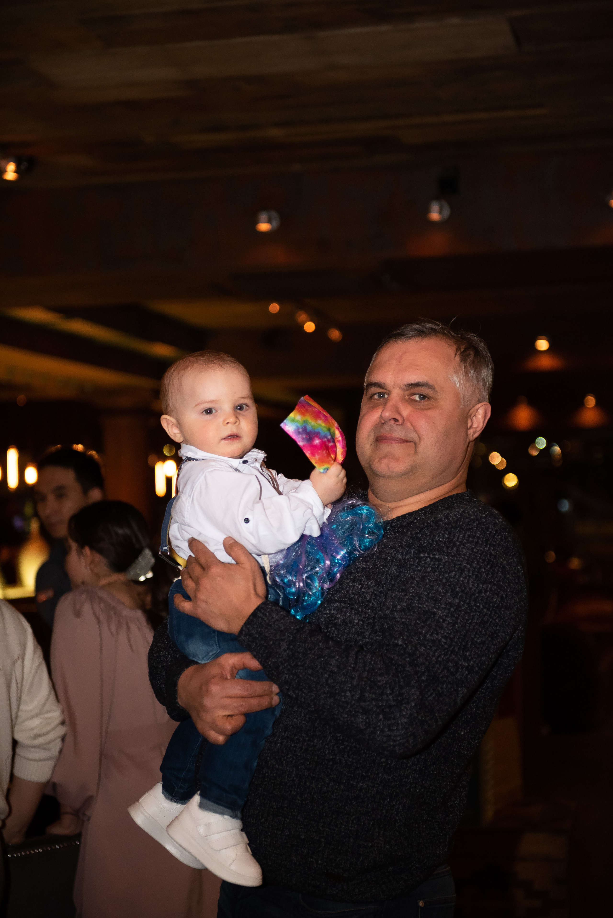 ДР Артёмки в ресторане. Репортажный фотограф в Москве Alena Sfotkaet