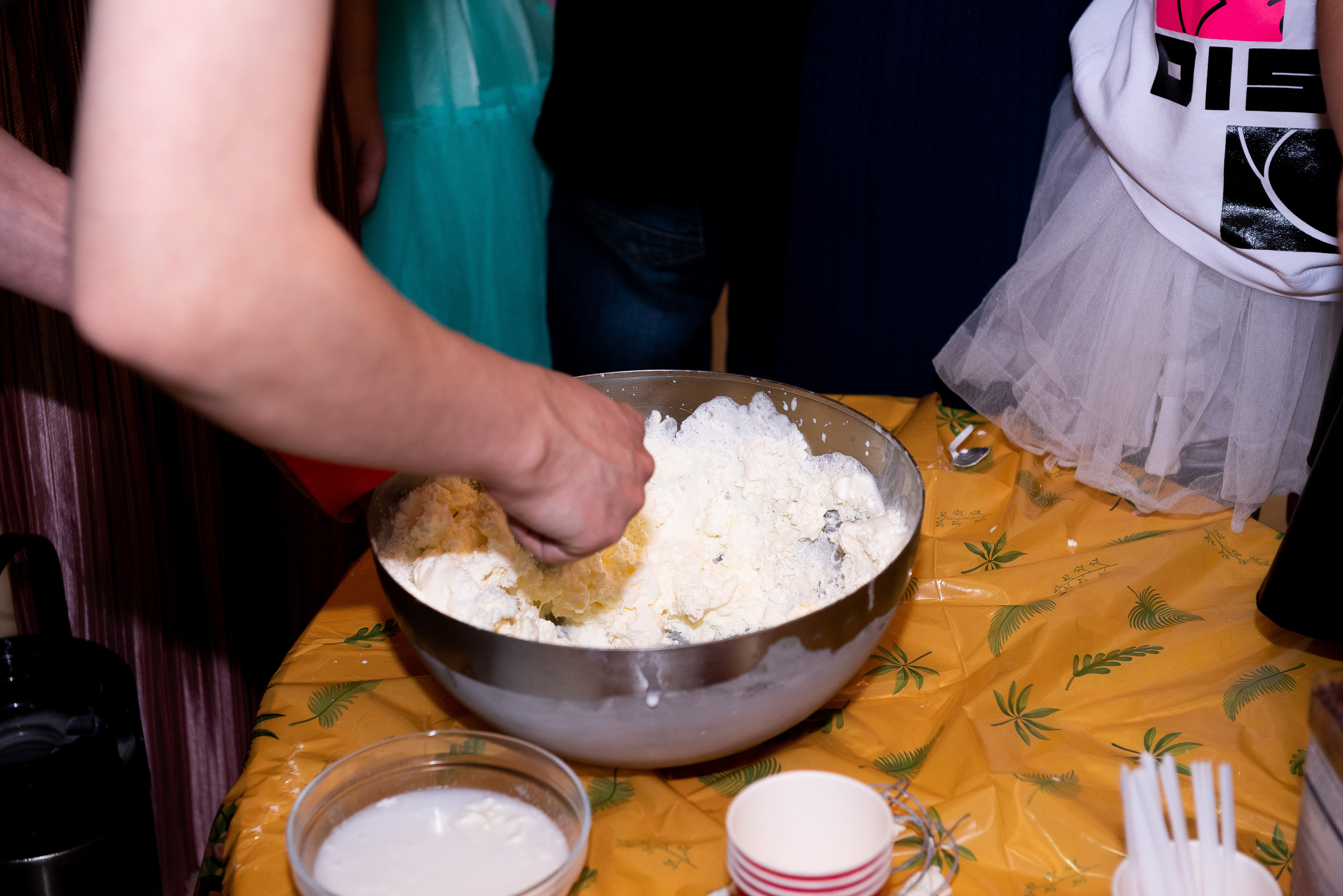 ДР Катюши дома. Репортажный фотограф в Москве Alena Sfotkaet