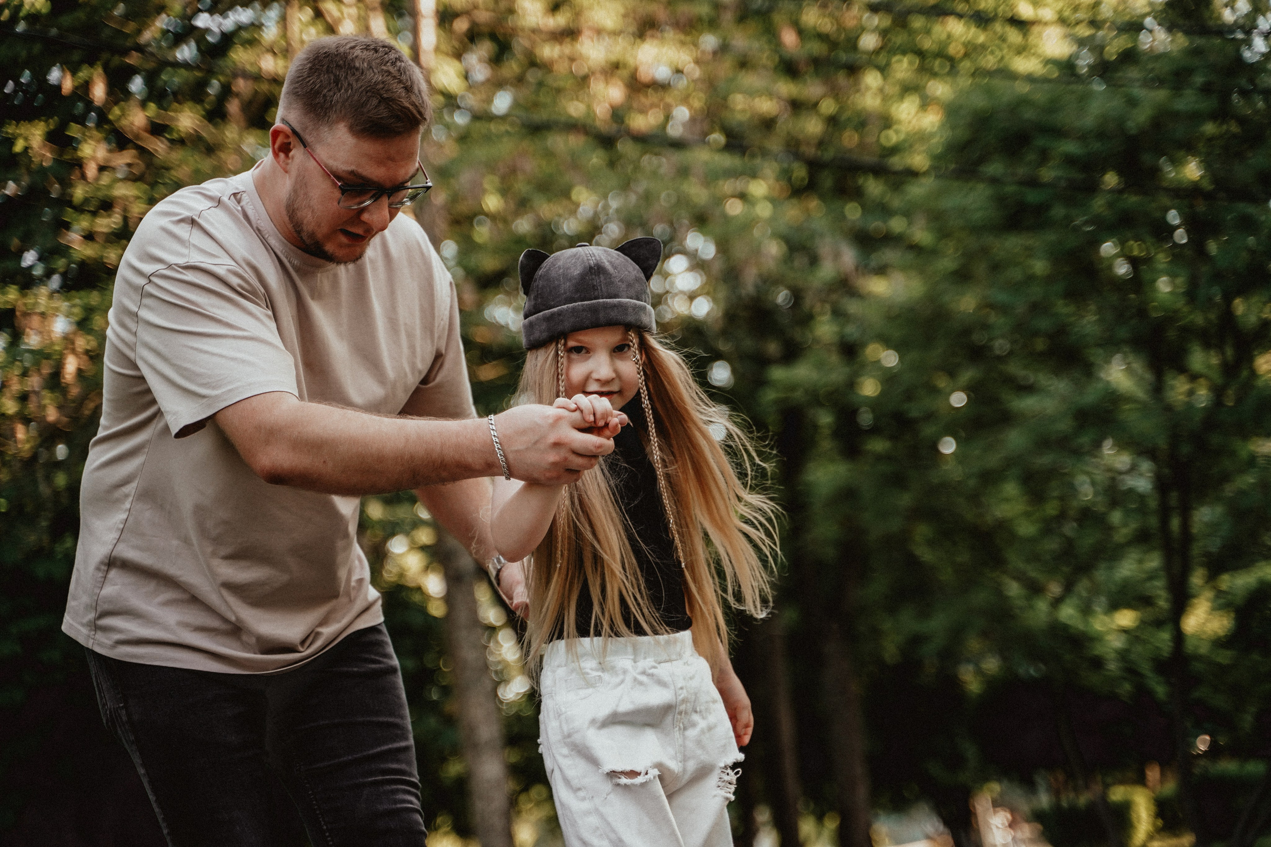 Семейная фотосессия со скейтом и самокатом. Семейный и женский фотограф в Краснодаре Анастасия Приймак