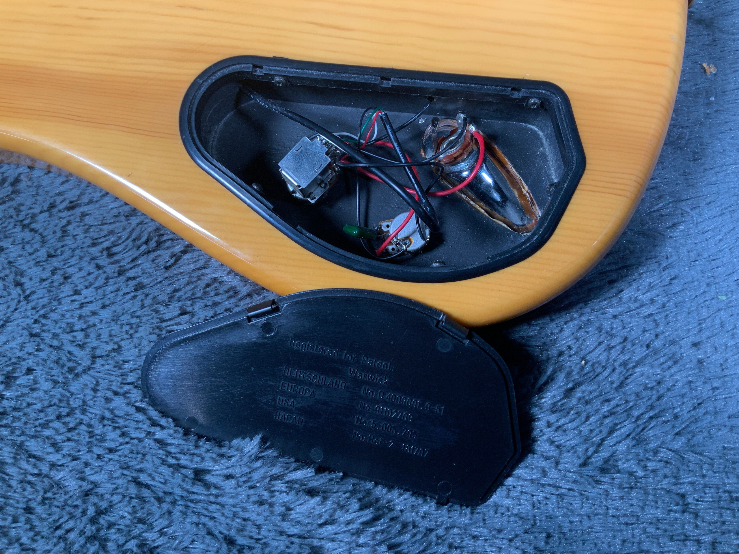 Rock Bass Streamer by Warwick