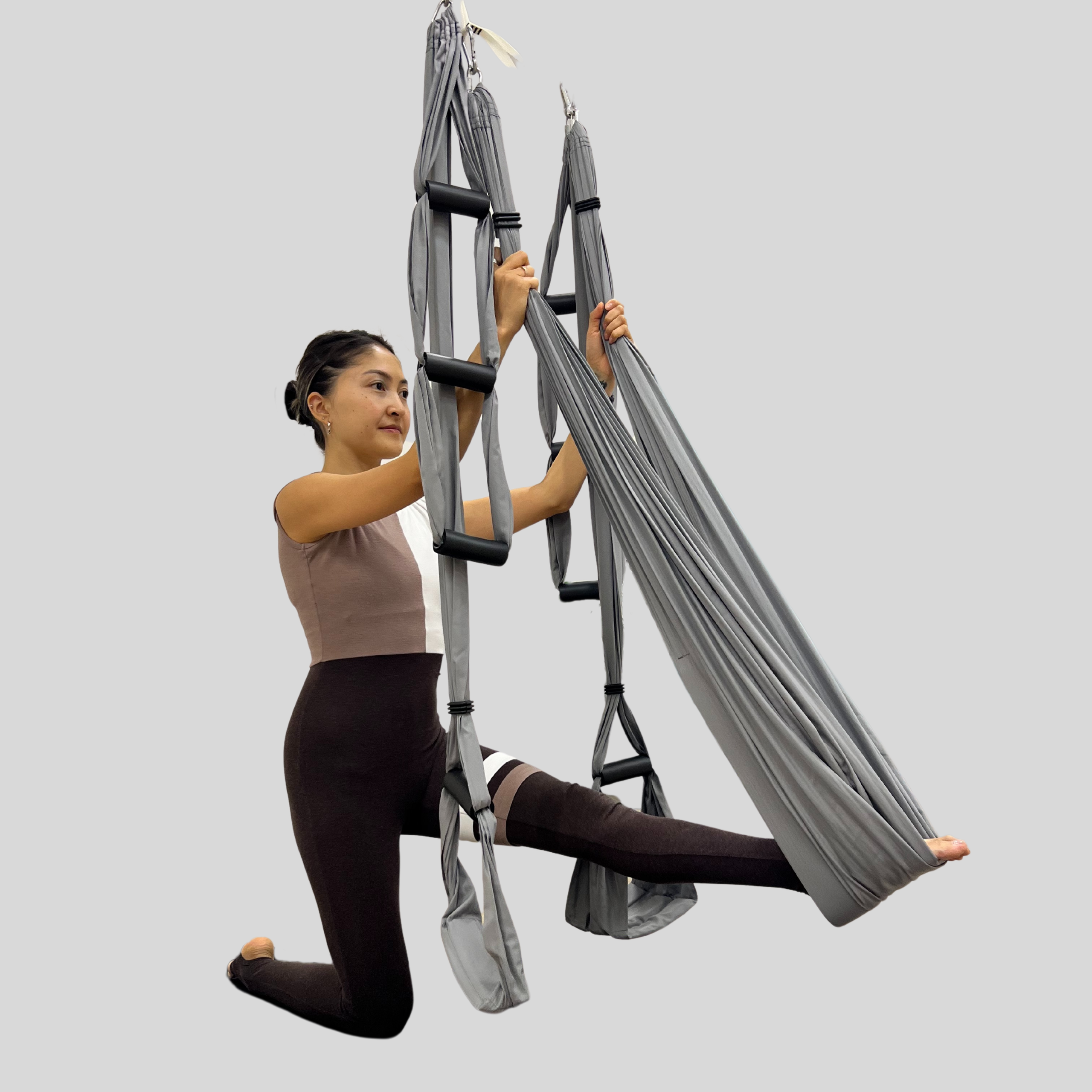 Флай йога, aerial yoga, аэро йога, связка в гамаке, позы в гамаке, aerial yoga exercise, fly yoga practice, fly yoga low, низкий гамак. Преподаю и провожу обучение по флай йоге