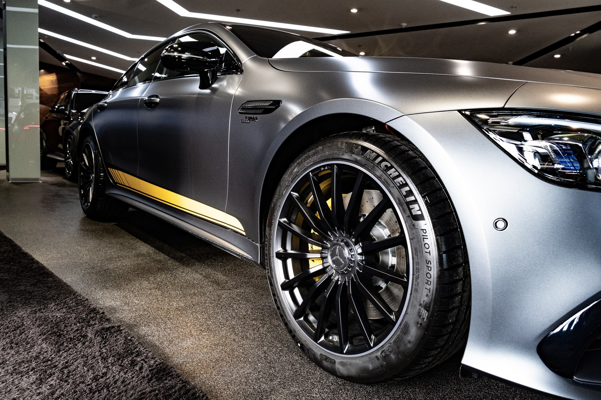 Рекламная съемка автомобилей. Автоспортивный бренд фотограф в Москве — Виктория Логинова