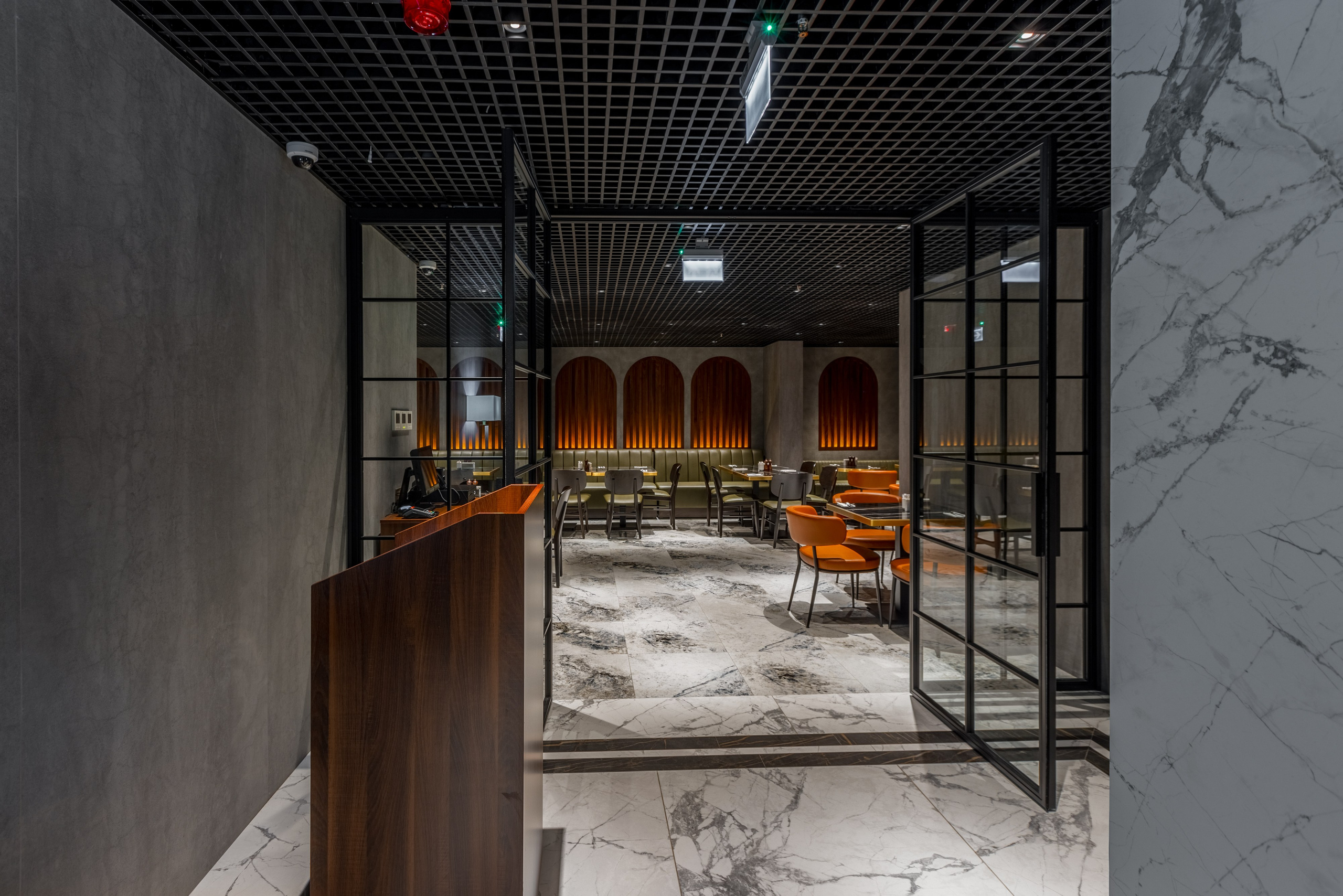 HOTEL PIAZZA EPIGRAPH (BATUMI). Режиссёр, клипмейкер, фотограф — Андрей Охота