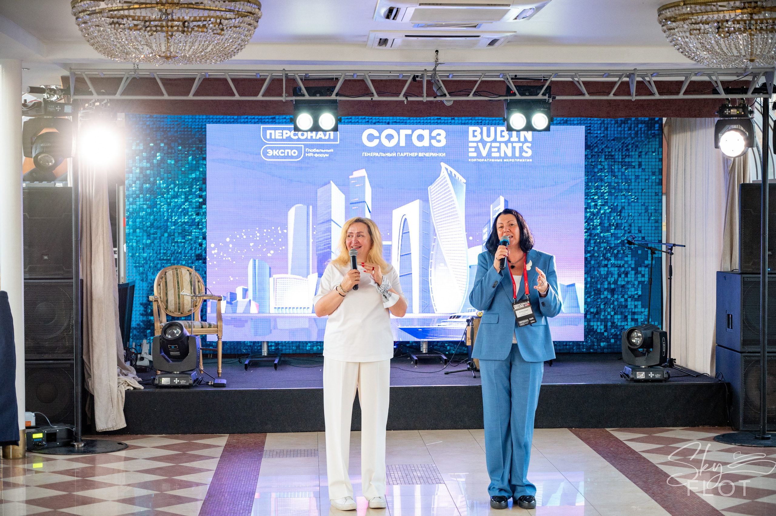 Персонал экспо. Фотограф Мария