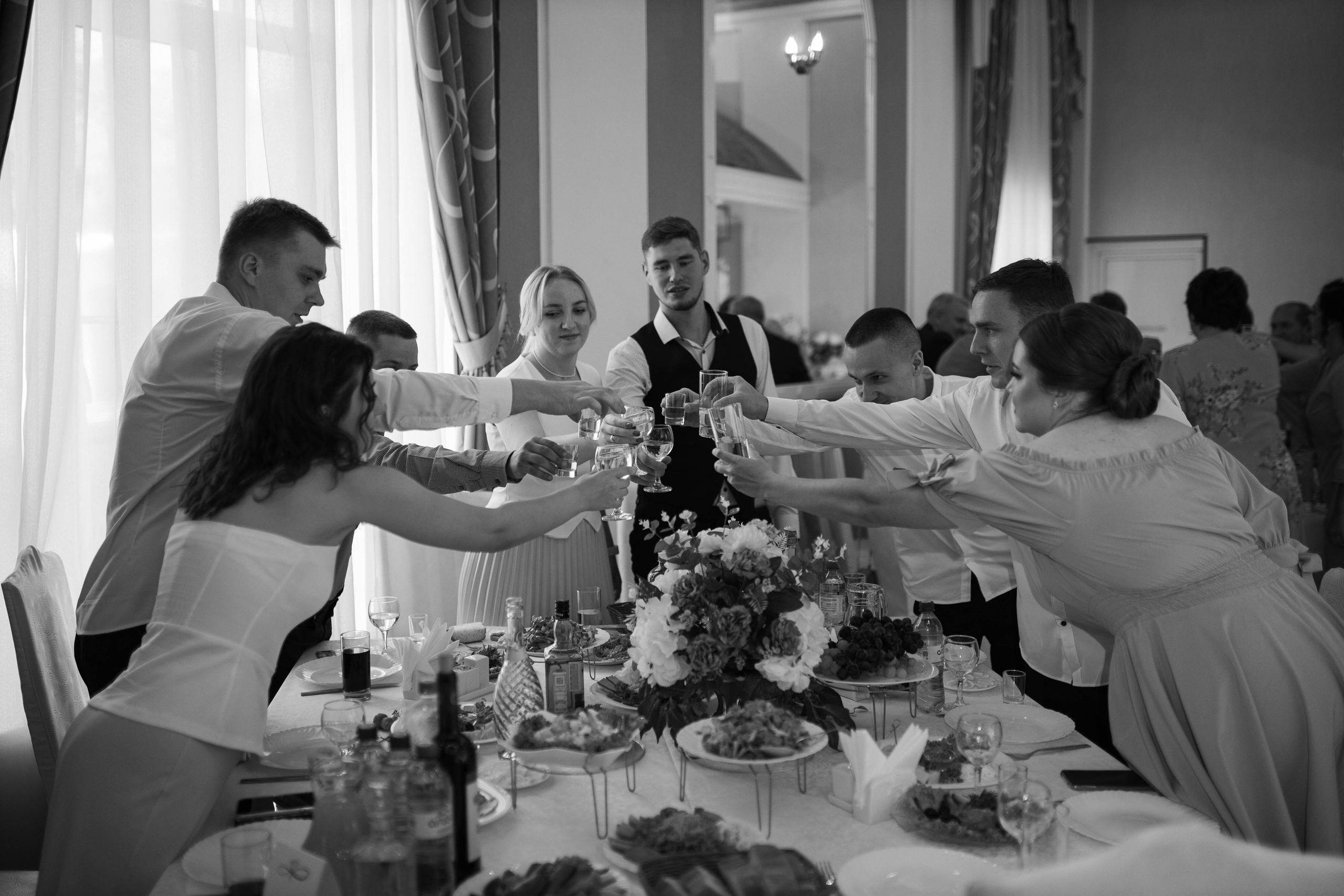 Роман и Валерия. Главная