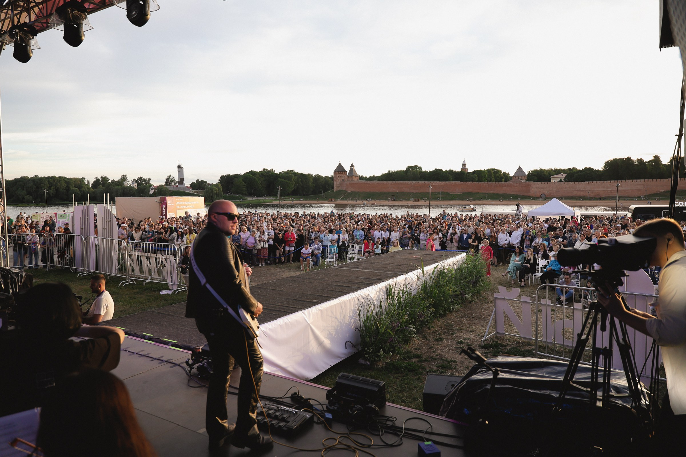 /РЕПОРТАЖ/ Фестиваль Новгородское лето. 2024. Свадебный фотограф Великий Новгород Станислав Кособудский