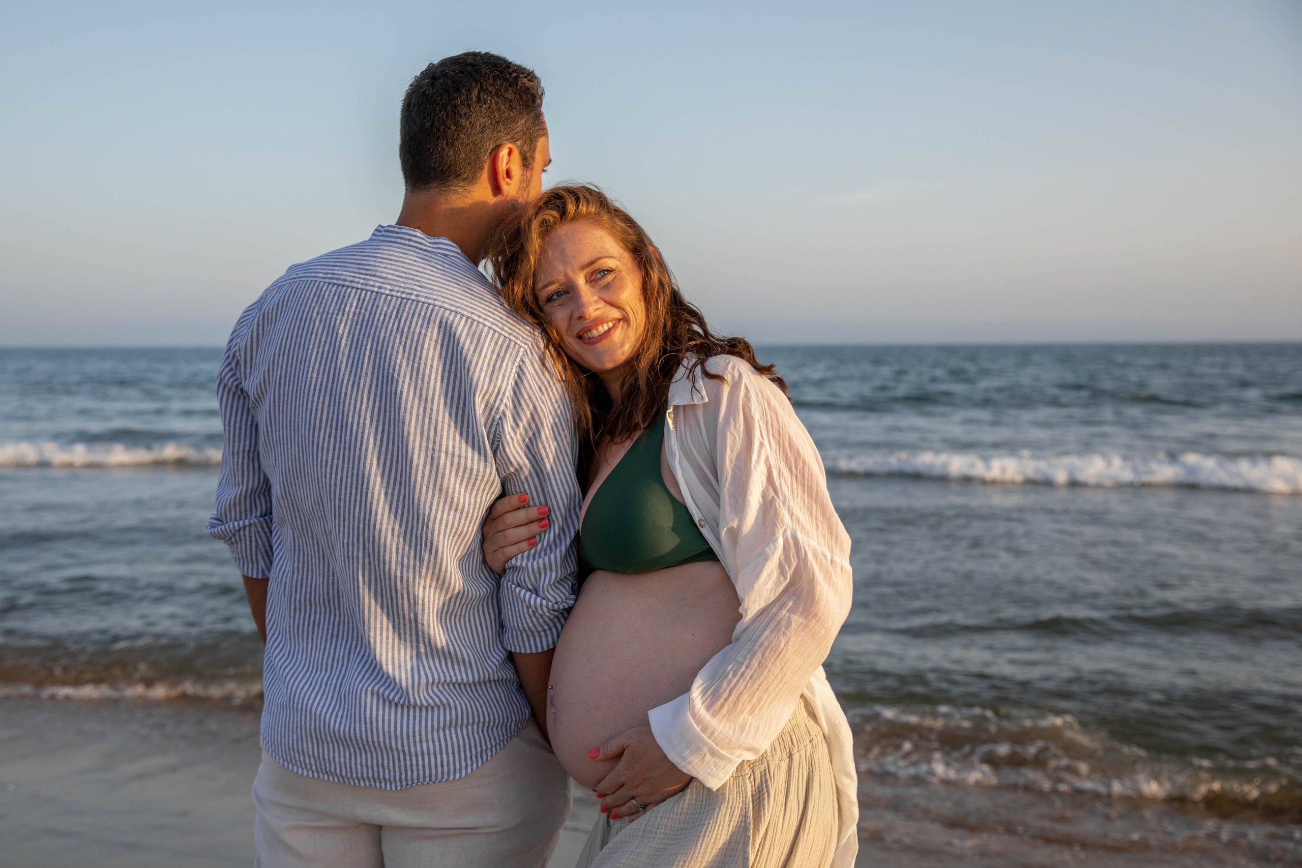 An Ocean of Love and Anticipation. Professional Photographer in Portugal. Oksana Lomnova