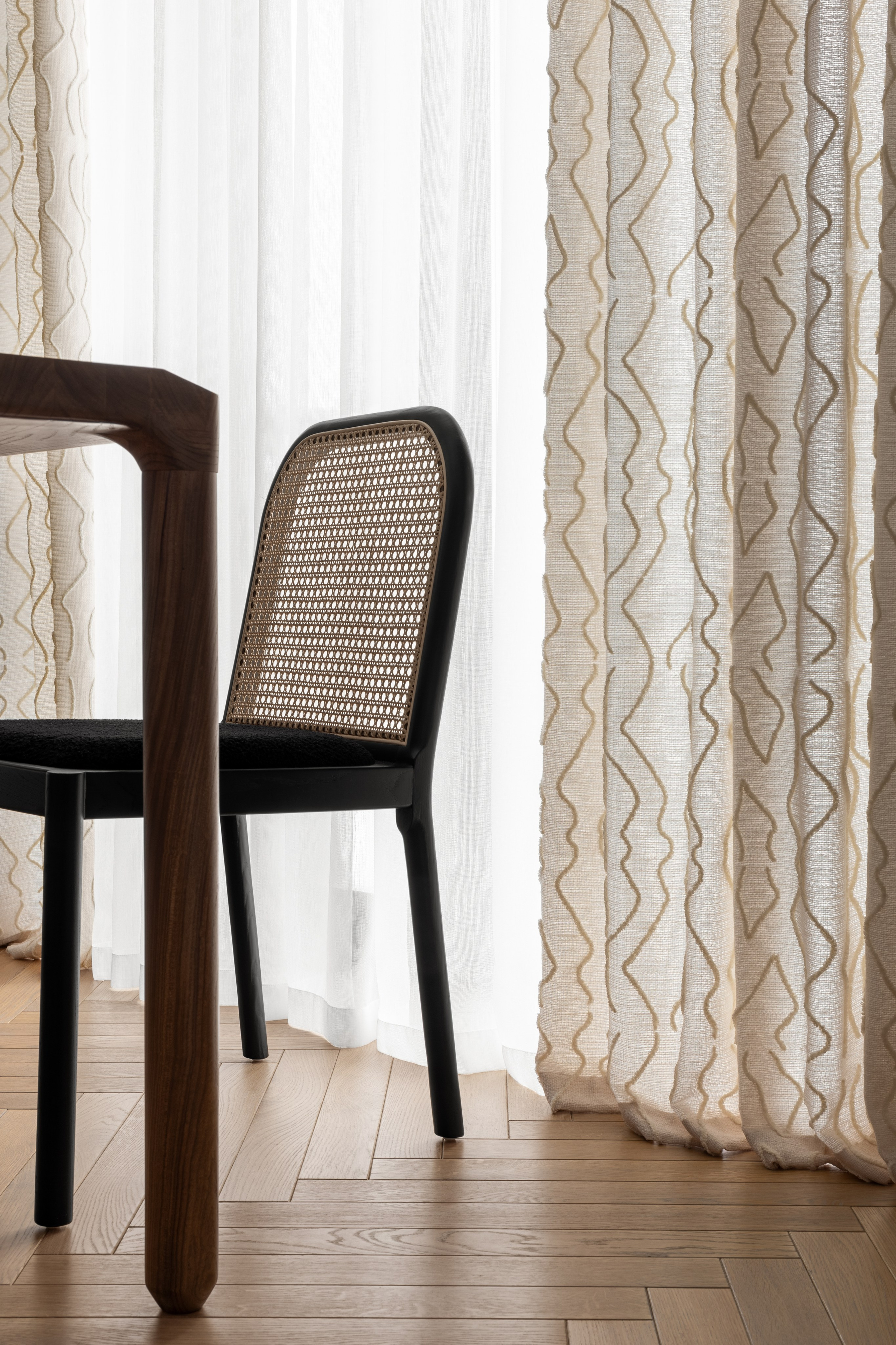 Фотосъёмка домашнего текстиля в интерьере. Roman Yakunin — interior photographer in Almaty, Kazakhstan