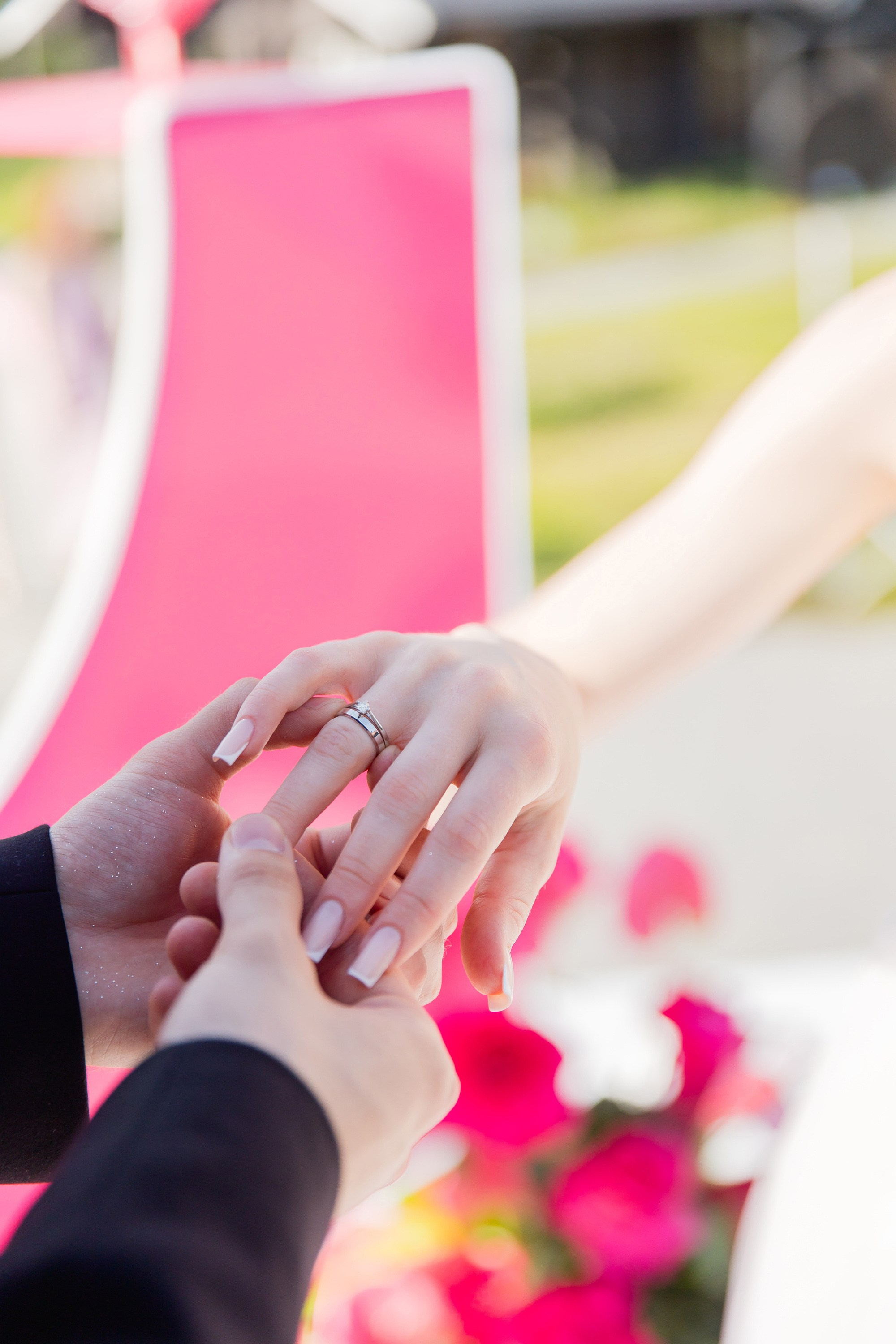 Малиновый фейерверк эмоций. Свадебный фотограф в Томске | Александр Овчаренко