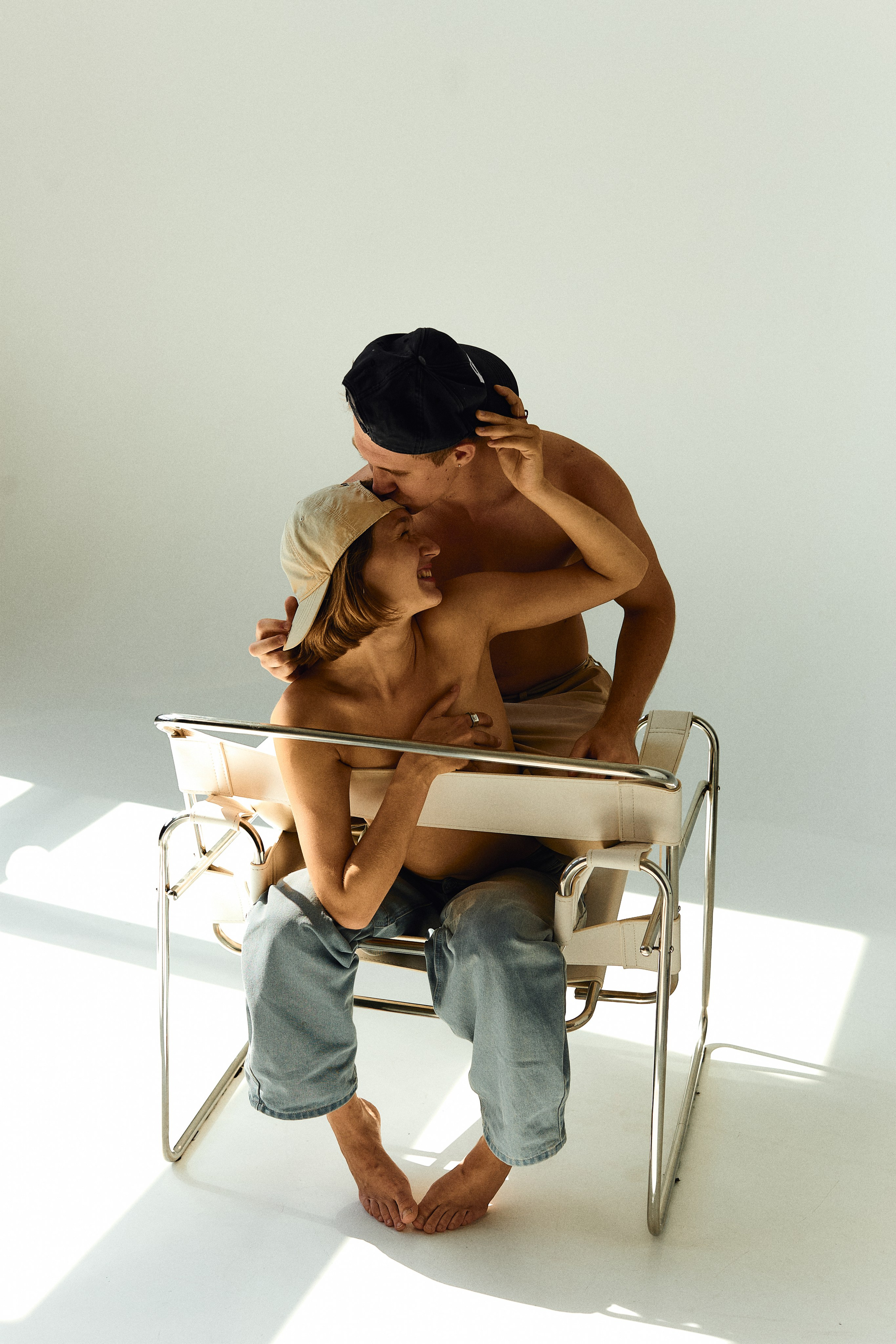 Love story Maxim Julia. Фэшн-фотография и портреты в Владивостоке. Превращаю съёмку в повествование — создаю образы с сюжетом, которые остаются в памяти