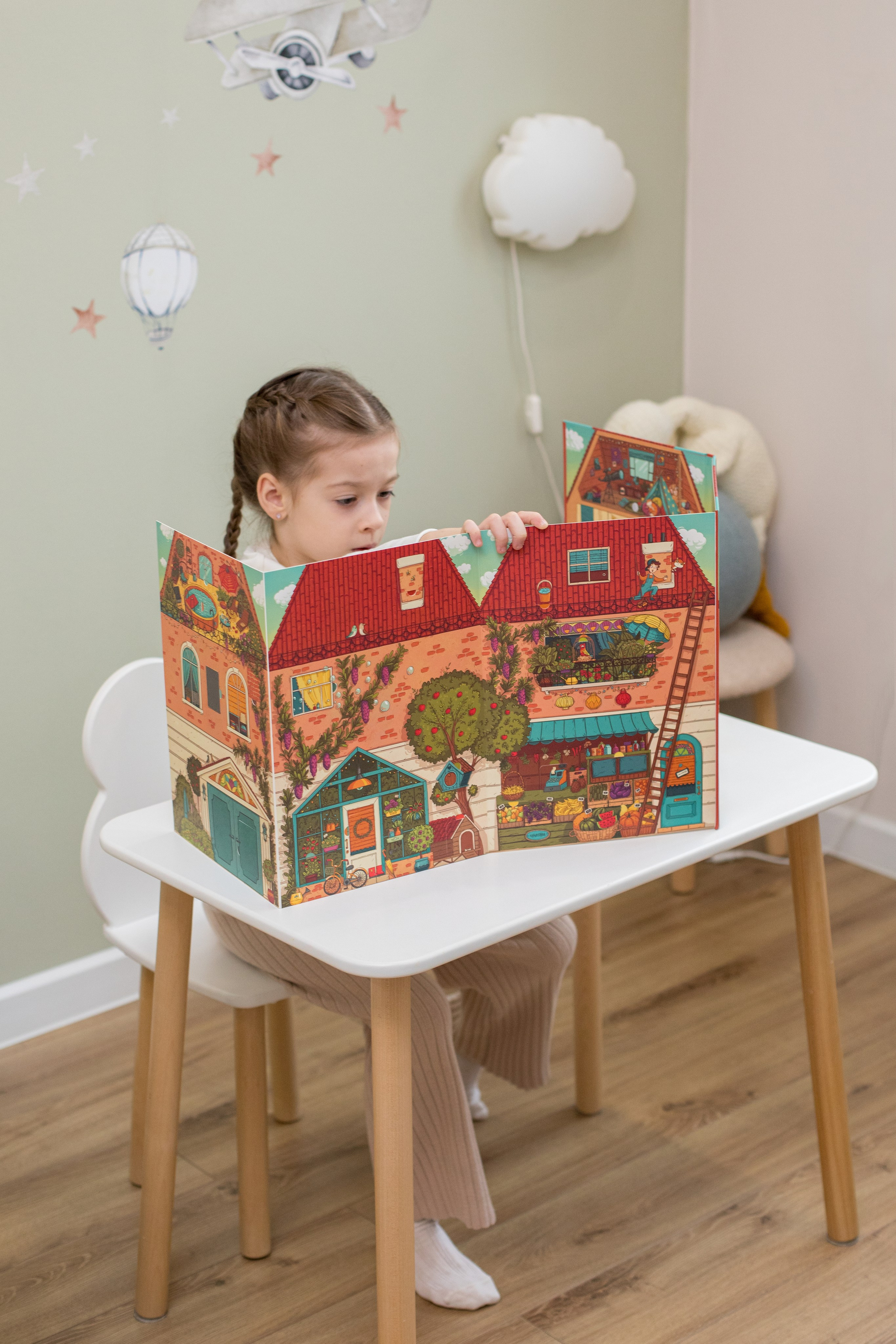 Контент с домашним интерьером для издательства «Счастье внутри». Детский и контент фотограф Надя Волкова Санкт-Петербург