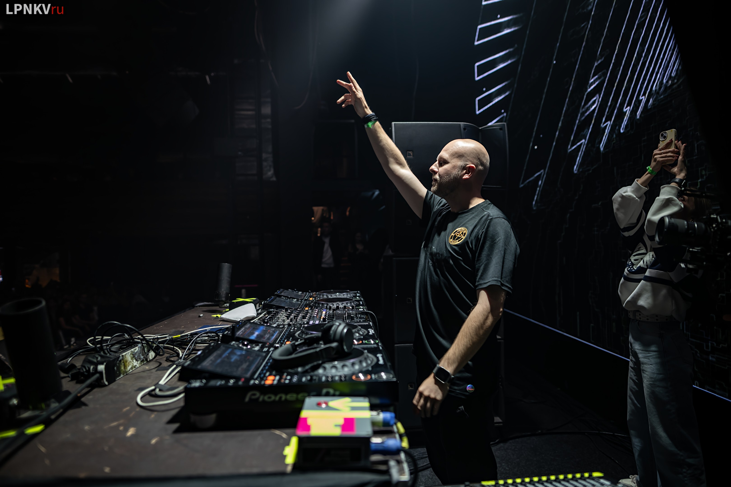 Paul Okanenfold at BASE club Moscow. Репортажный фотограф в Москве