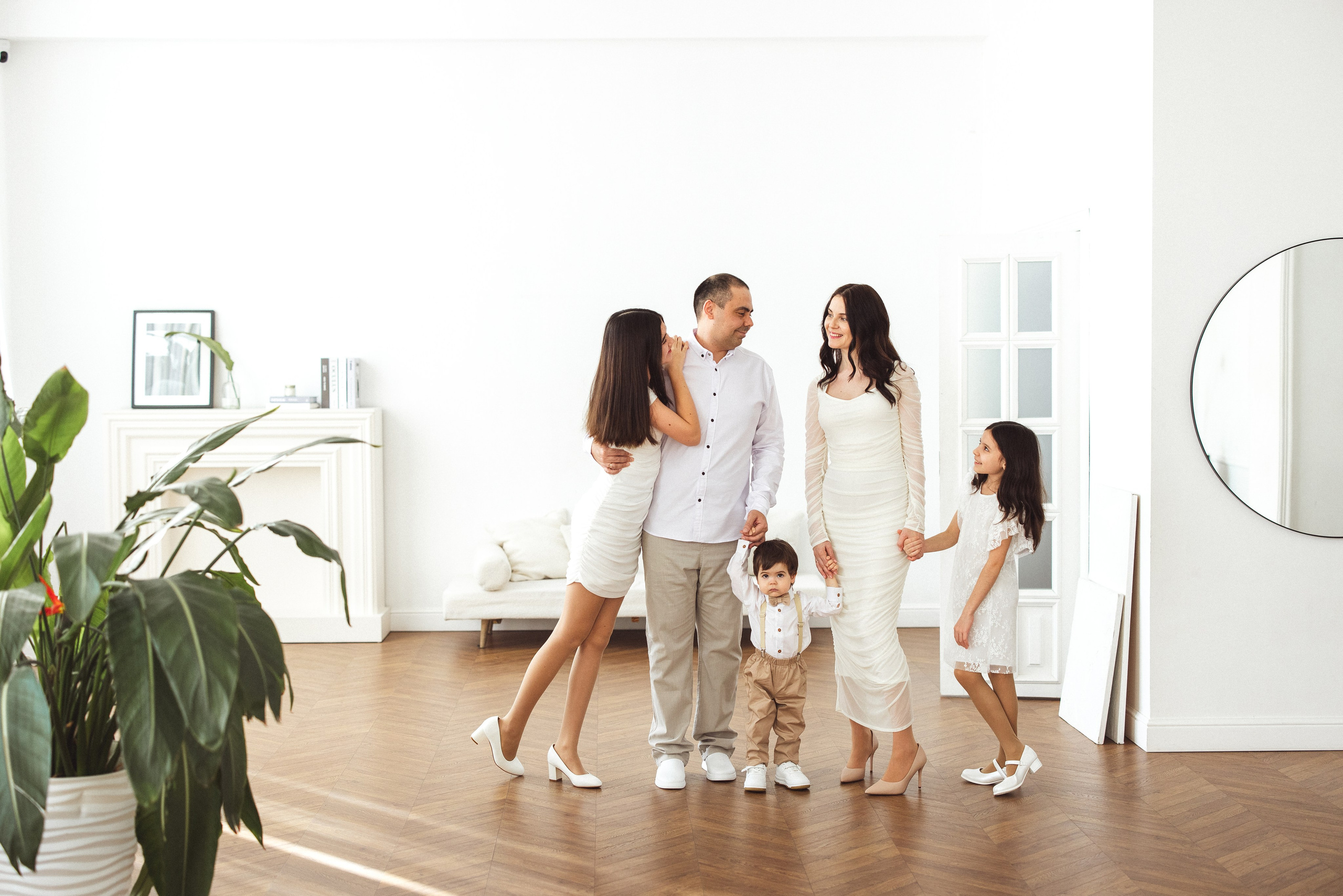 Семейная фотосессия в фотостудии, г. Краснодар. Семейный и детский фотограф в Краснодаре Анна Трашкова