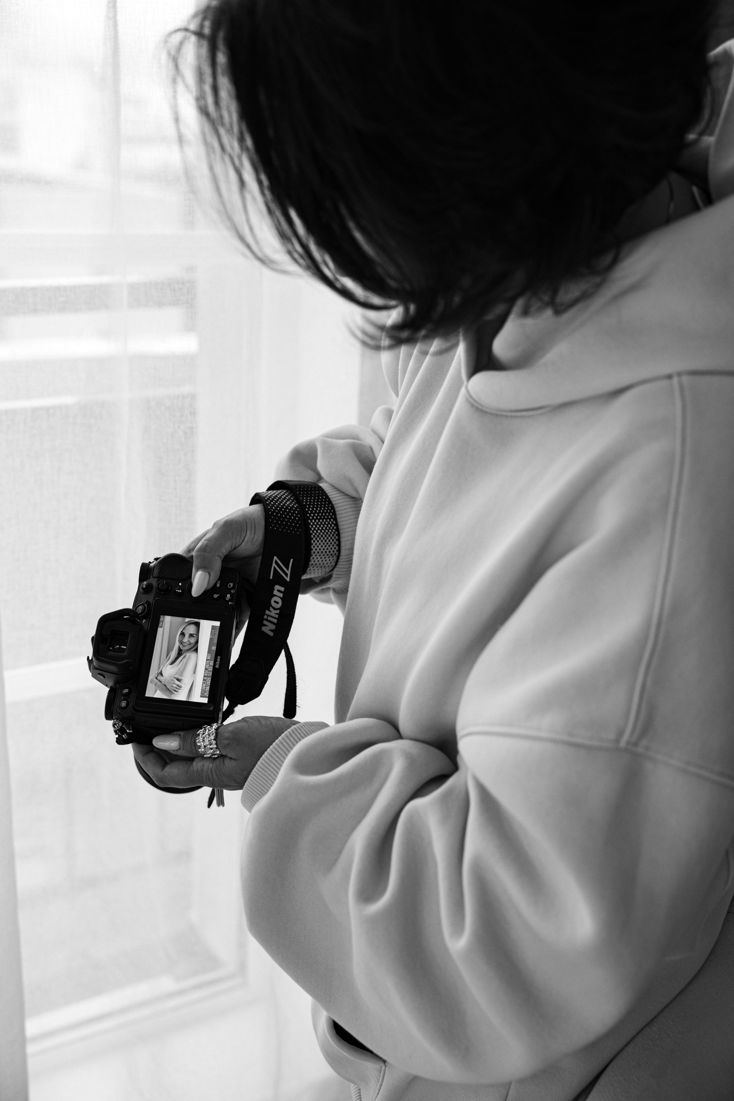 Бэкстейдж фотограф, photo BTS. Фотограф и видеограф в Санкт-Петербурге Динара Гольдина