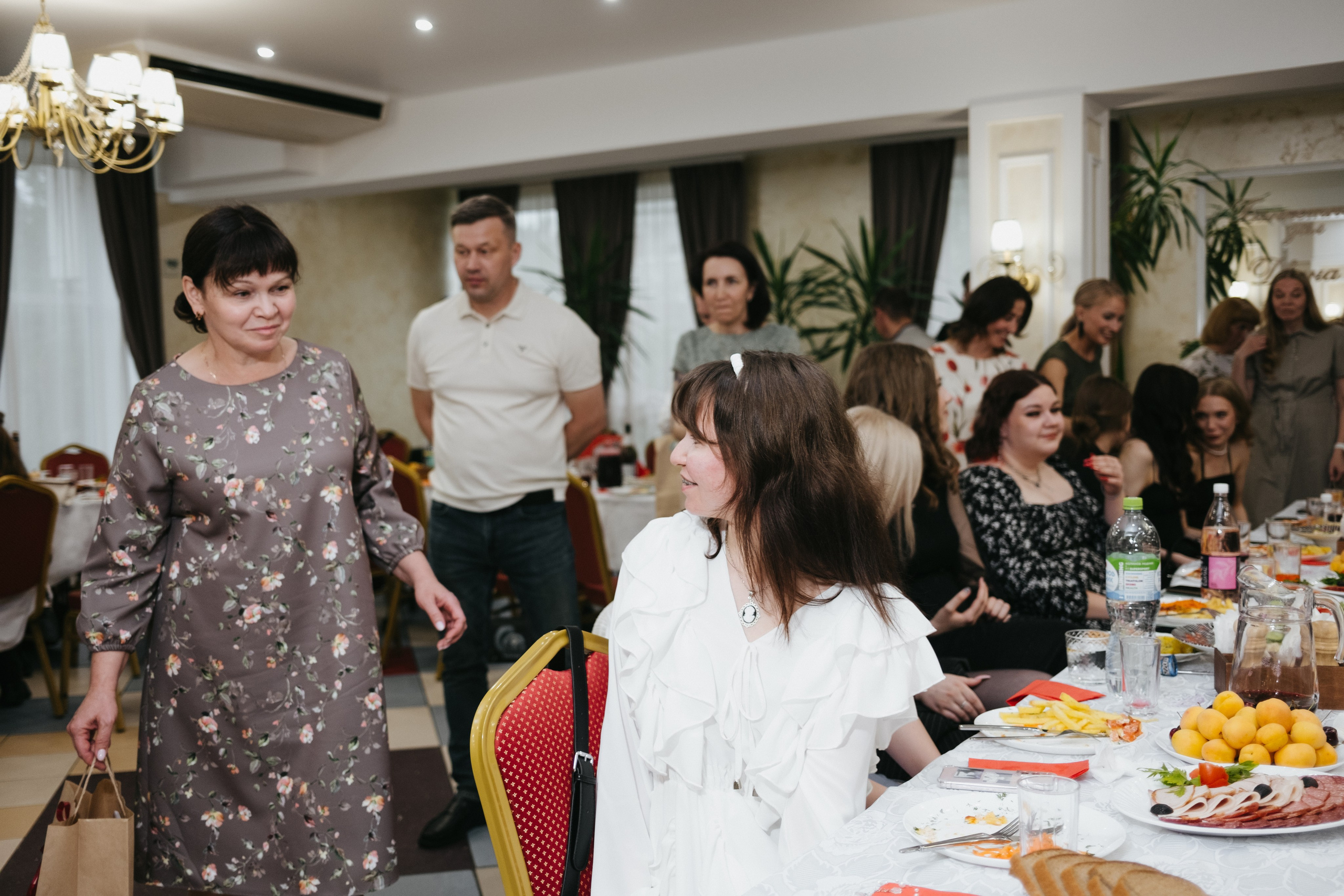 Выпускной 11 класс школы № 30. Свадебный и репортажной фотограф Денис Ожигин в Краснодаре и Краснодарском крае