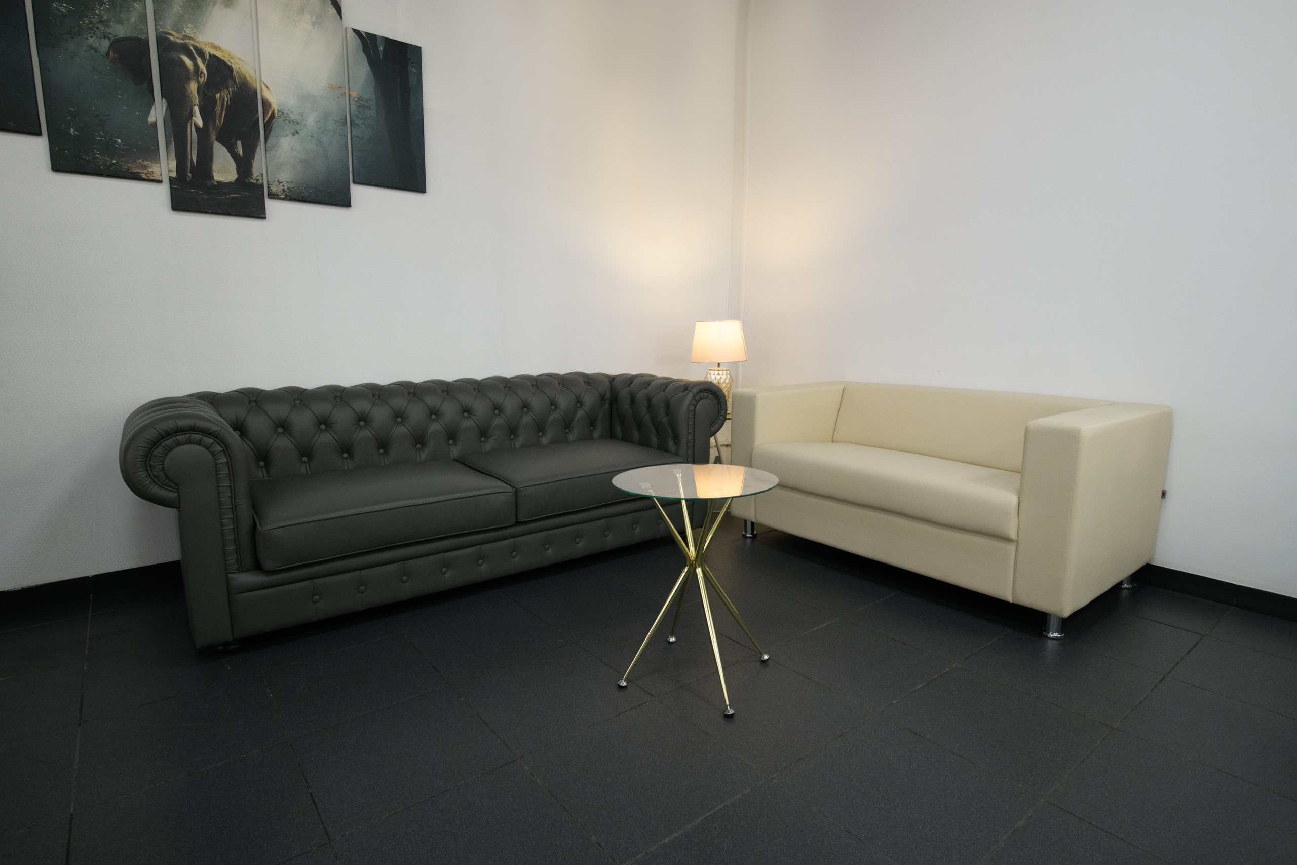 Интерьер мебельного салона Юнитекс. Профессиональная фотосъемка. Ростов-на-Дону