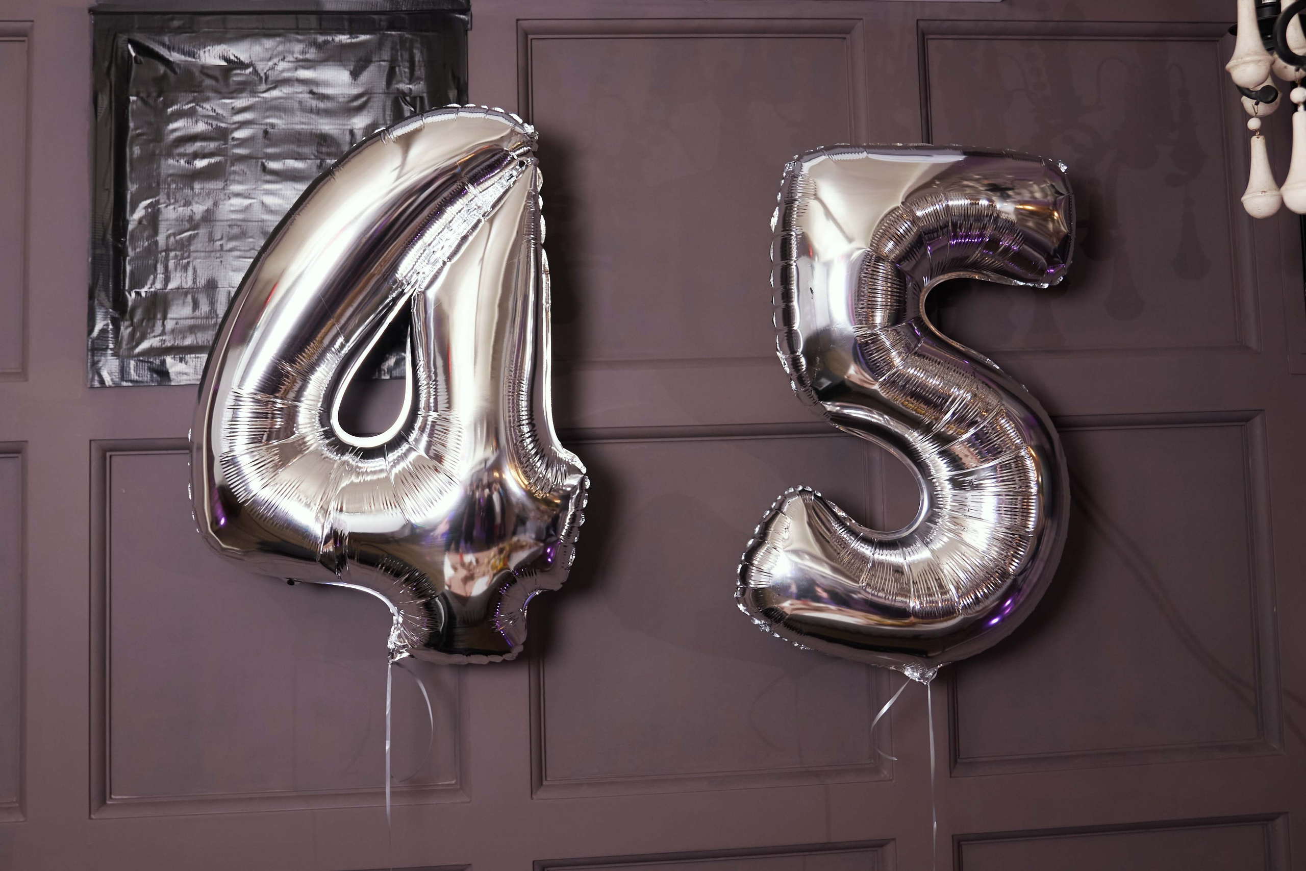 Репортажная фотосъёмка юбилея 45 лет в ресторане Стравинская гавань