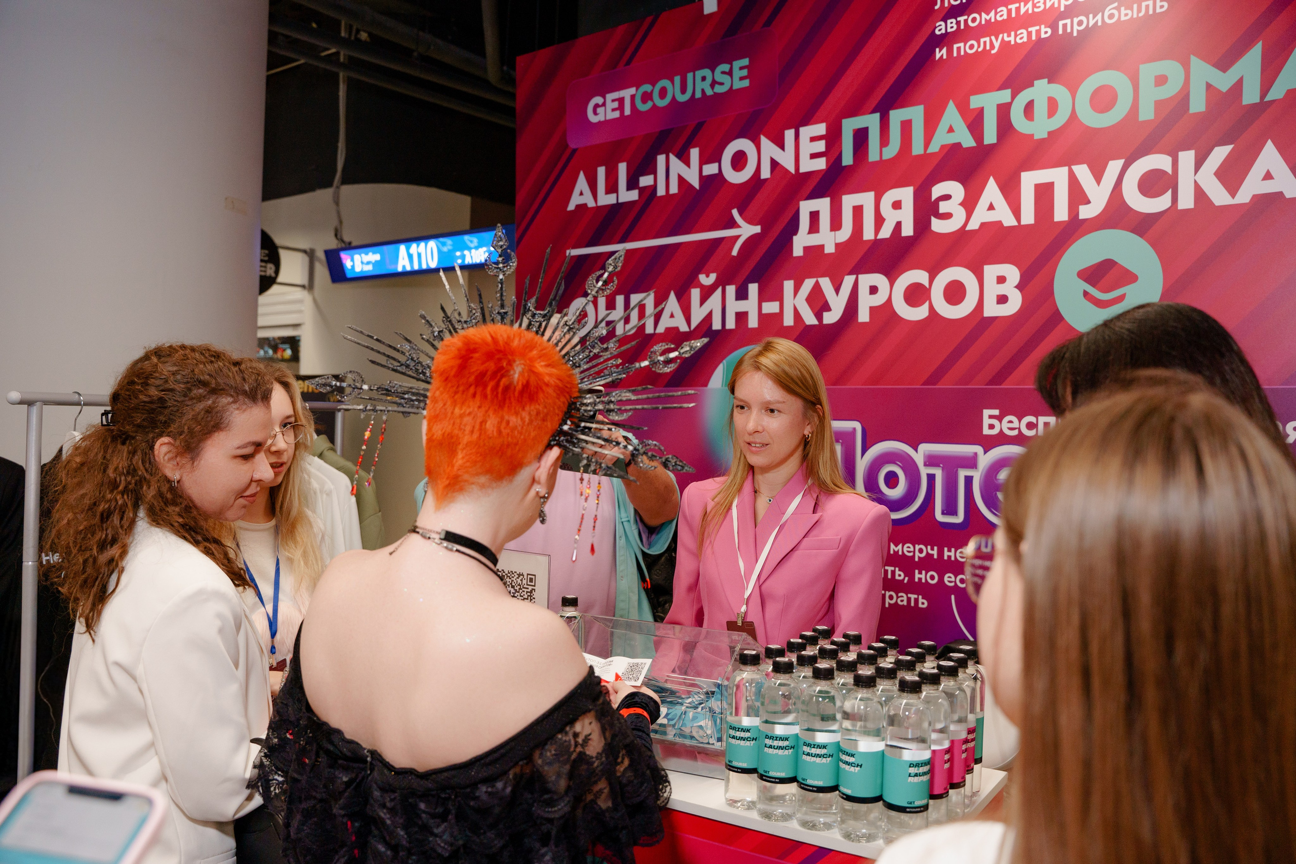 Фотограф на самую масштабную женскую конференцию в России WomenConf. Репортажный фотограф Москва Сергей Дружинин