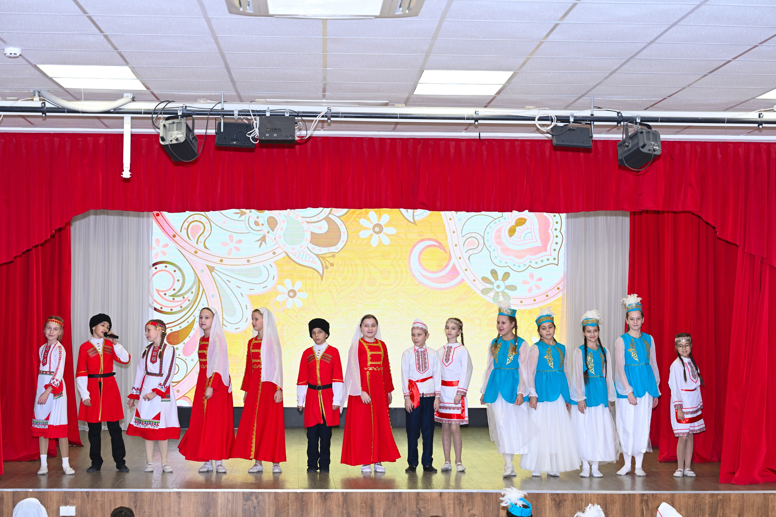 2025-11-21 День семьи 127. Снежинск фото Андрианов