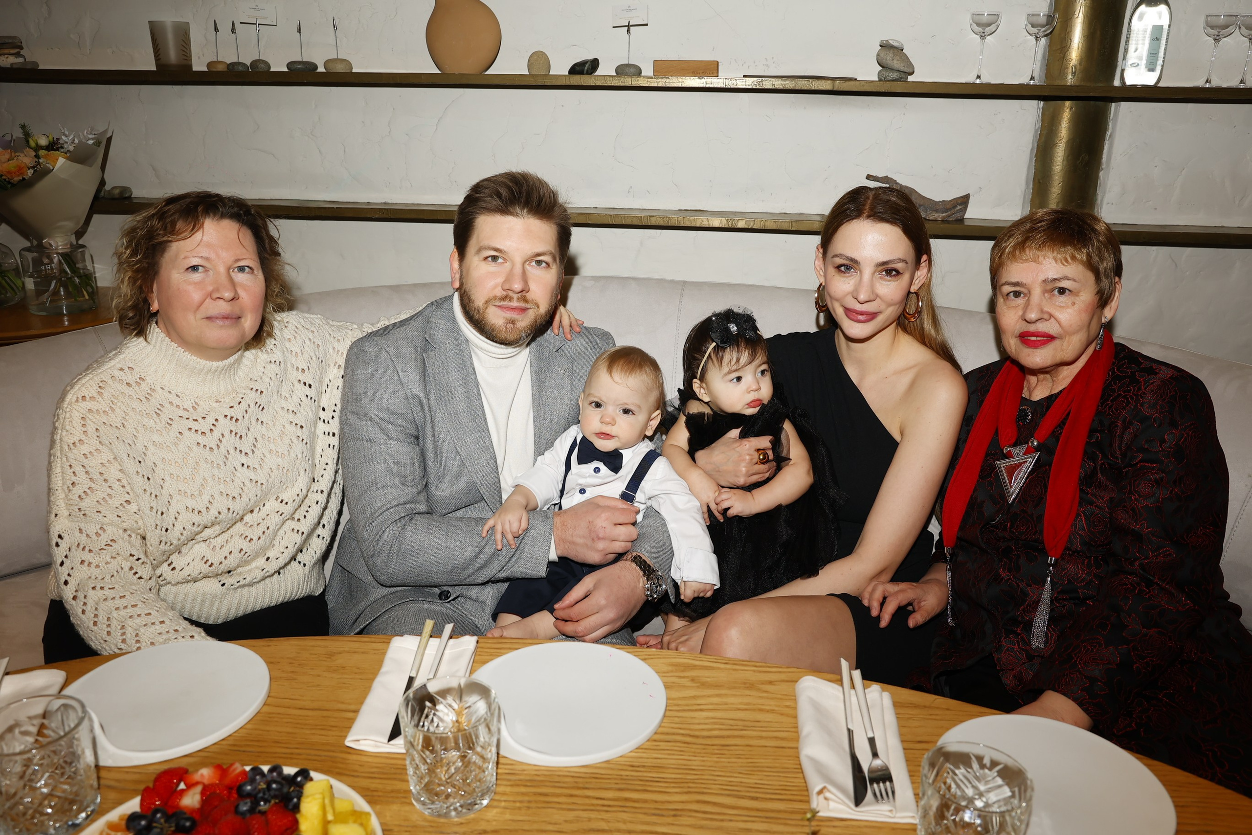 НИКА ВАЙПЕР ОДИН ГОДИК ДЕТЯМ. Nikolskayasecular