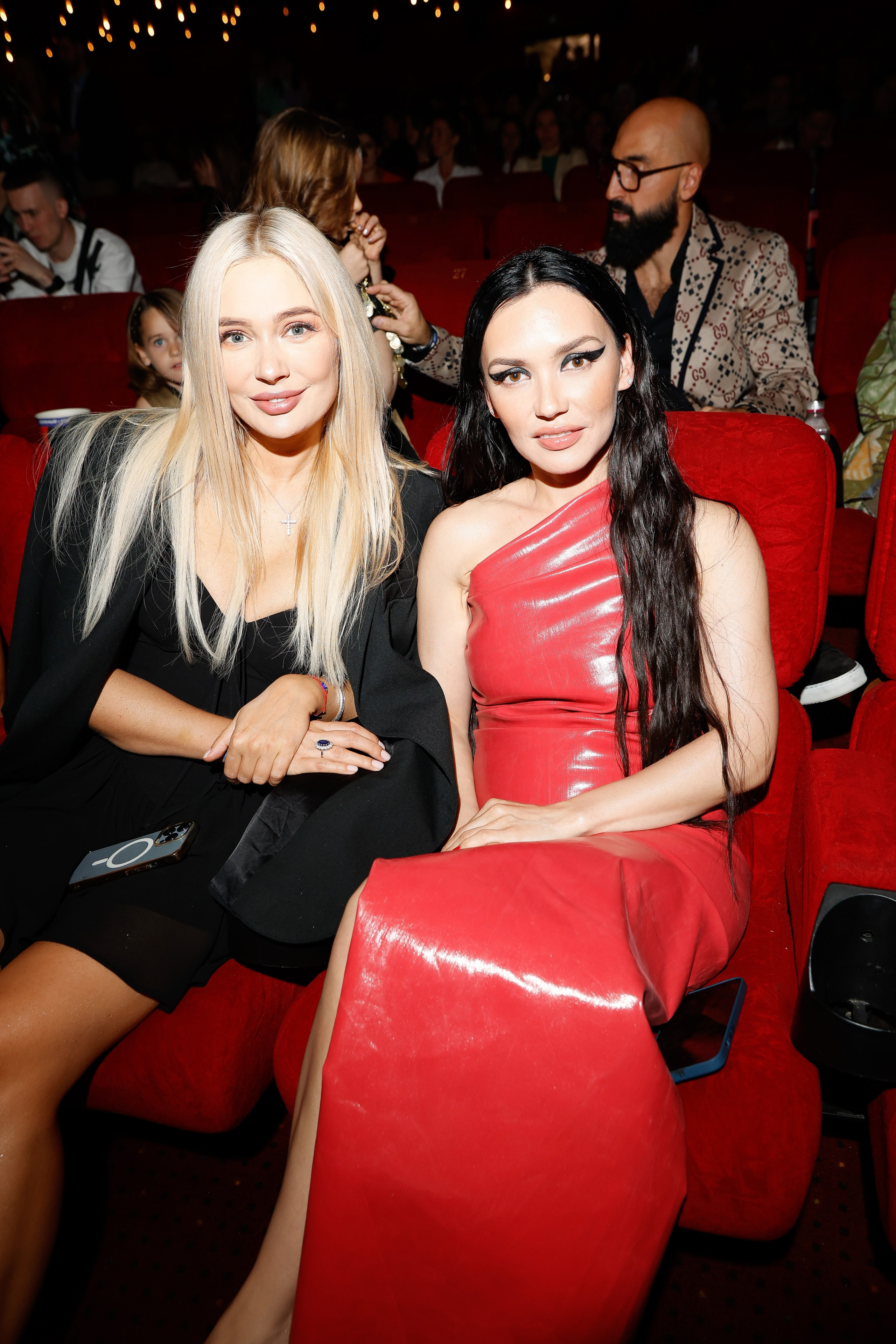 Выжить в Дубае | Кинотеатр «Октябрь» на Новом Арбате | ТНТ. Nikolskayasecular