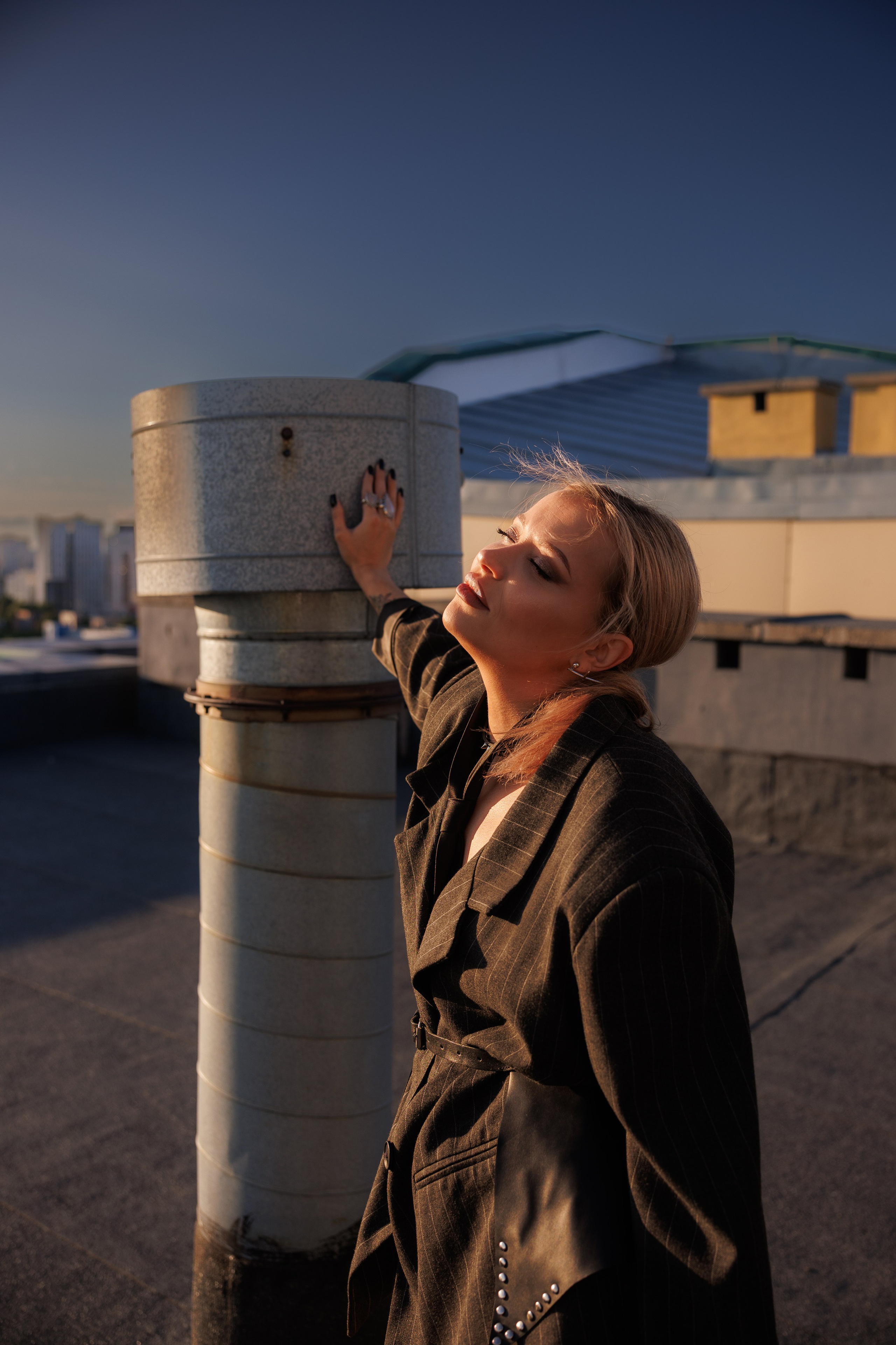 Марина. Крыша. Свадебный и семейный фотограф в Новосибирске Ирина Дорошкова