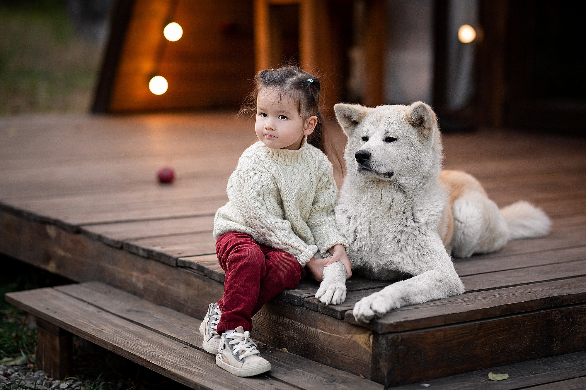 С другом. Отбасылық фотограф Алена Шаталова