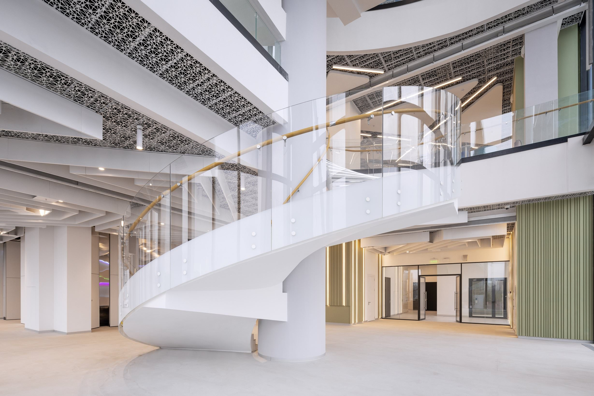 Sample of commercial portfolio of photographer Vadim Sherbakov. Vadim Sherbakov Portfolio