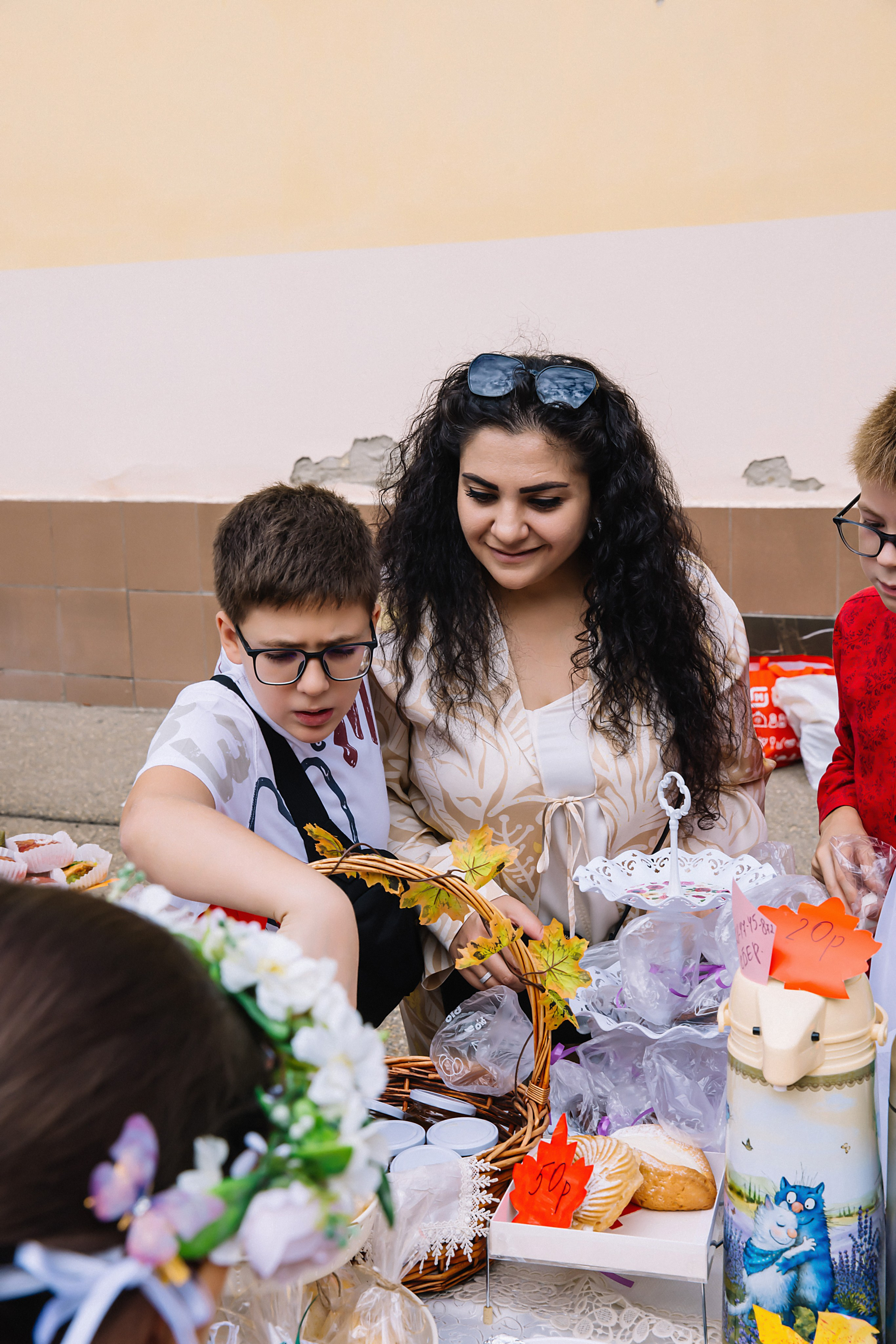 Школьная ярмарка Лицей№ 4. Фотограф и Видеограф в Краснодаре Юлия Солодченко