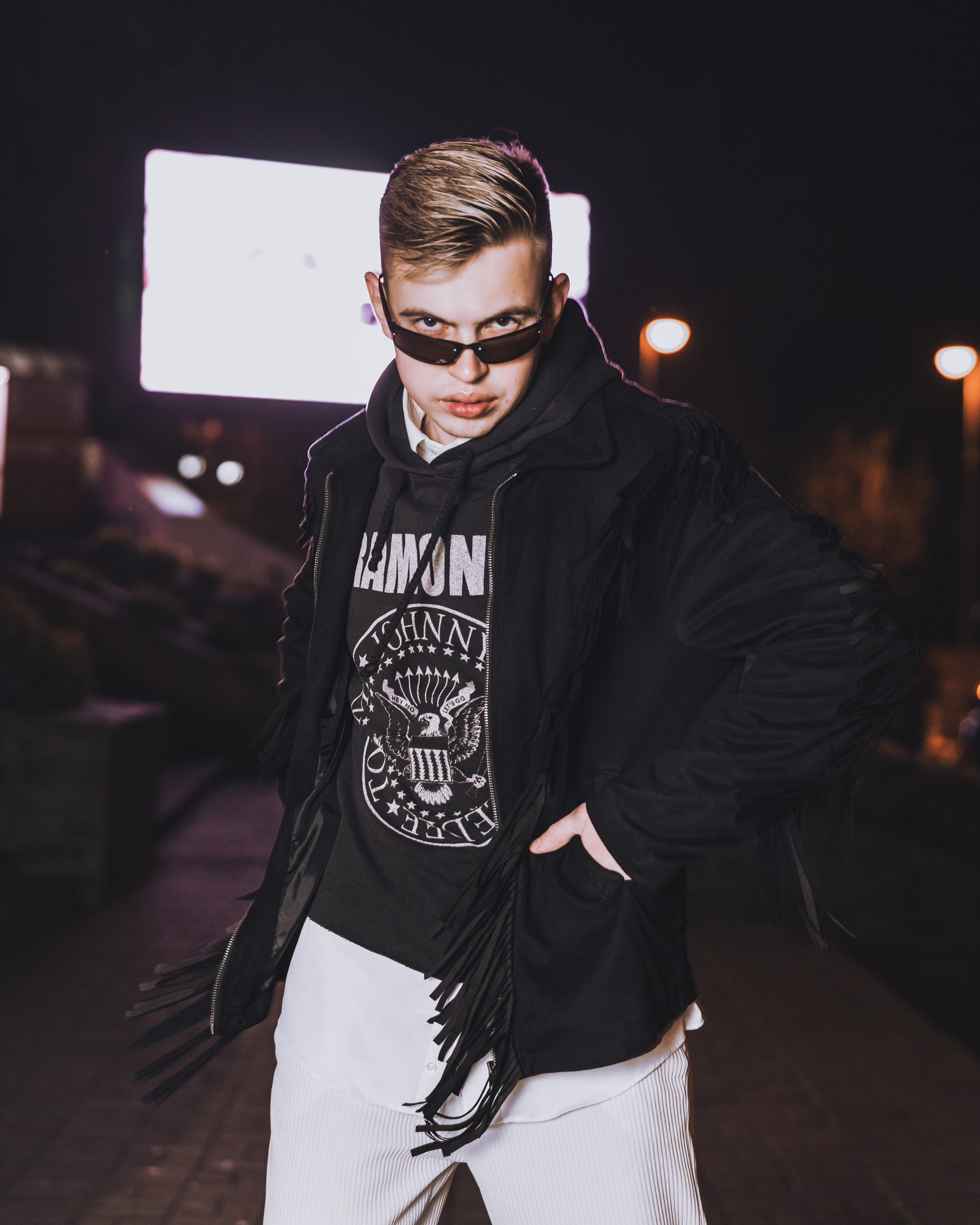 Павел. Ночная съемка. ФОТОГРАФ ВО ВЛАДИВОСТОКЕ| СВАДЕБНЫЙ ФОТОГРАФ