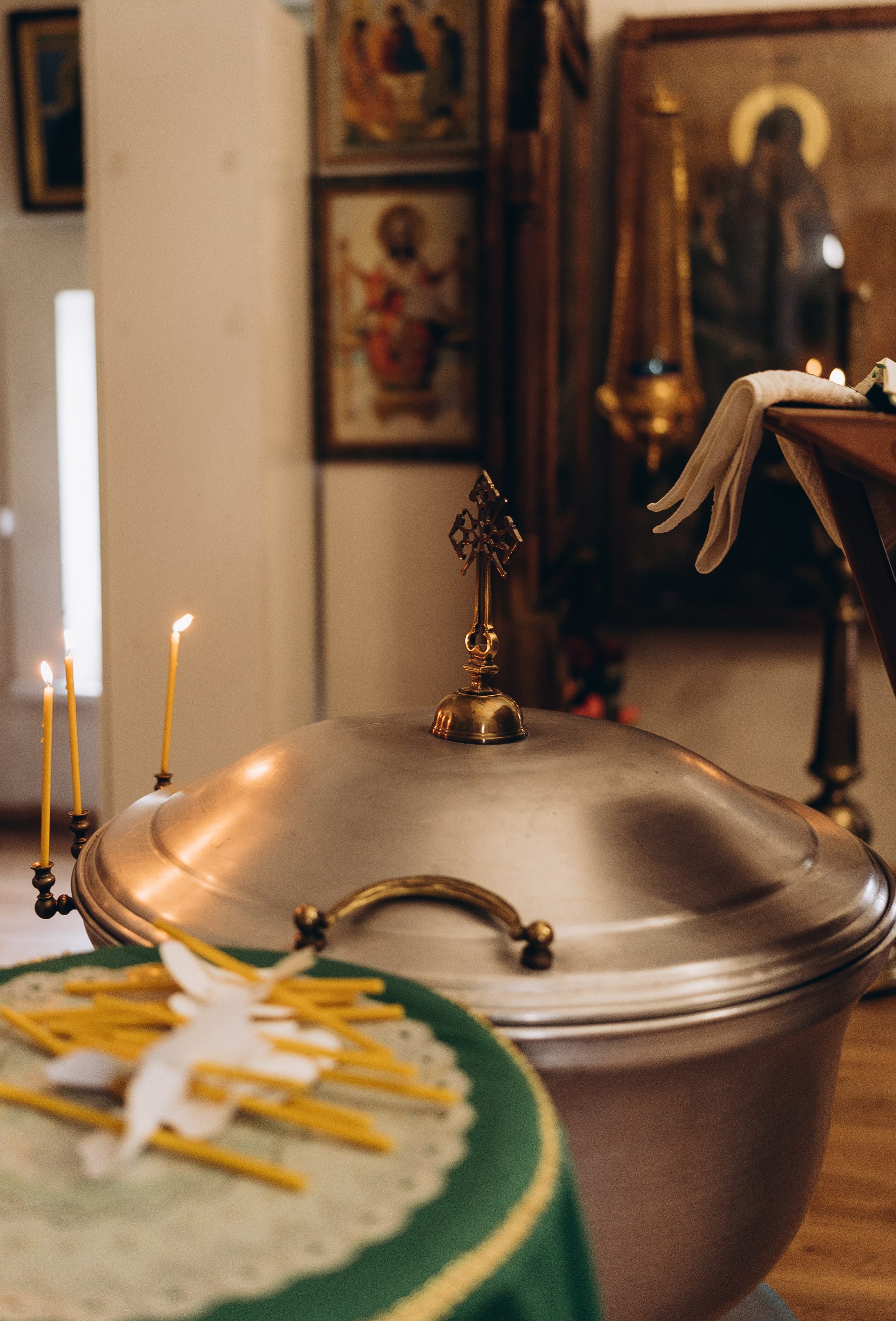 Крещение Михаила в Свято-Никольском храме. Семейный и домашний фотограф в Уфе Ирина Гарасюта