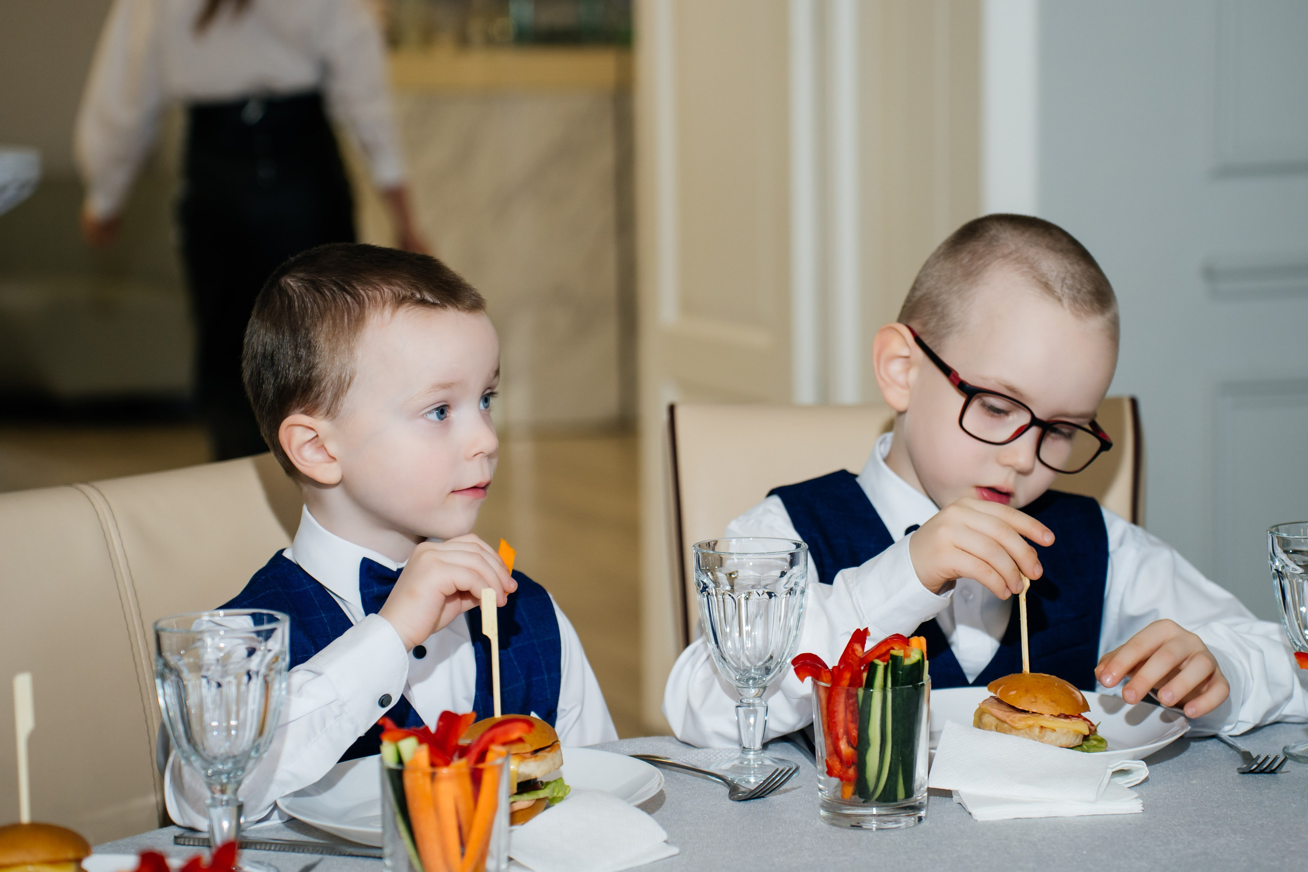 День рождения Сергея. Видеограф и Фотограф в Челябинске Ксения и Владимир Рюмины