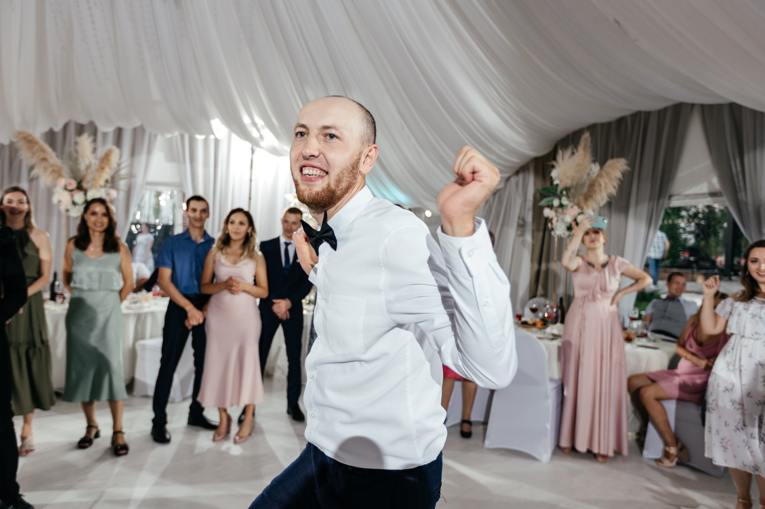 Свадебный фотограф Уфа — Руслан ГабдлисламовЖивые эмоции, красивые кадры, воспоминания на всю жизнь.Работаю по всей Республике Башкортоста. Свадебный фотограф Уфа Руслан Габдлисламов