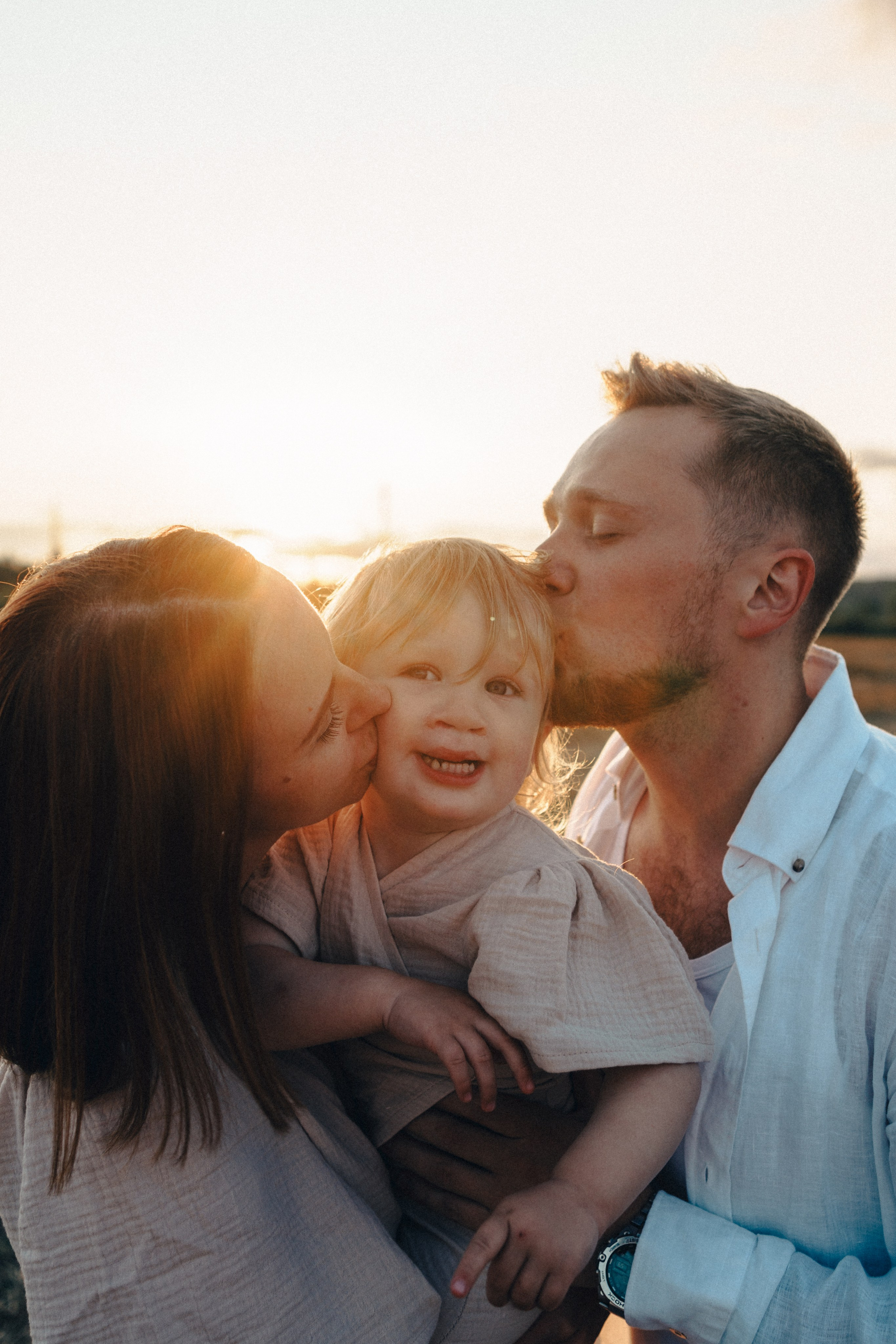 Малышка Арина в полях. Семейный и детский фотограф и видеограф в Москве, Серпухове и Тарусе Валерия Сорокина