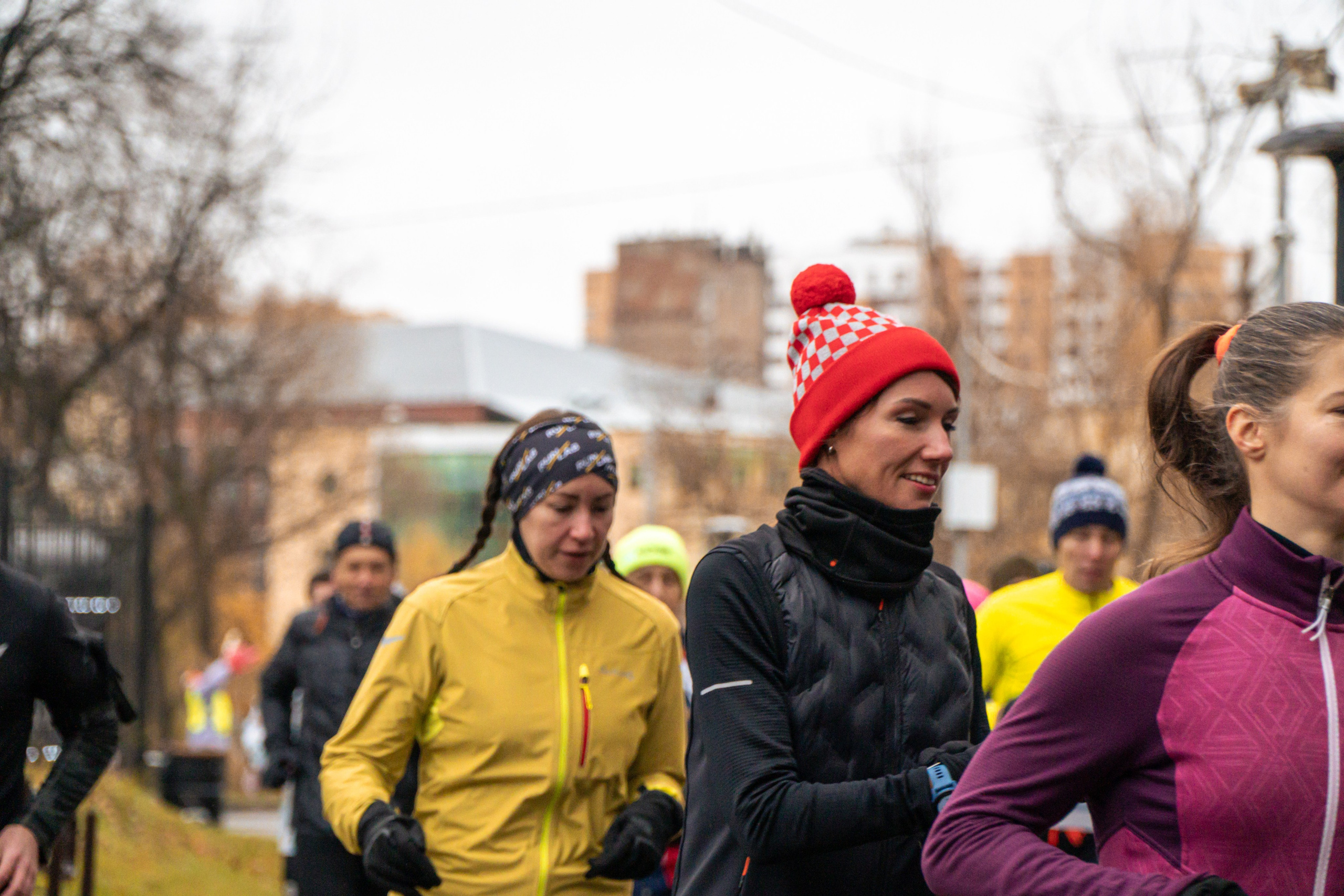 5 вёрст Реутов 16.11.2024. Роман Капилюшов. Бег. Фото. Видео. г. Люберцы