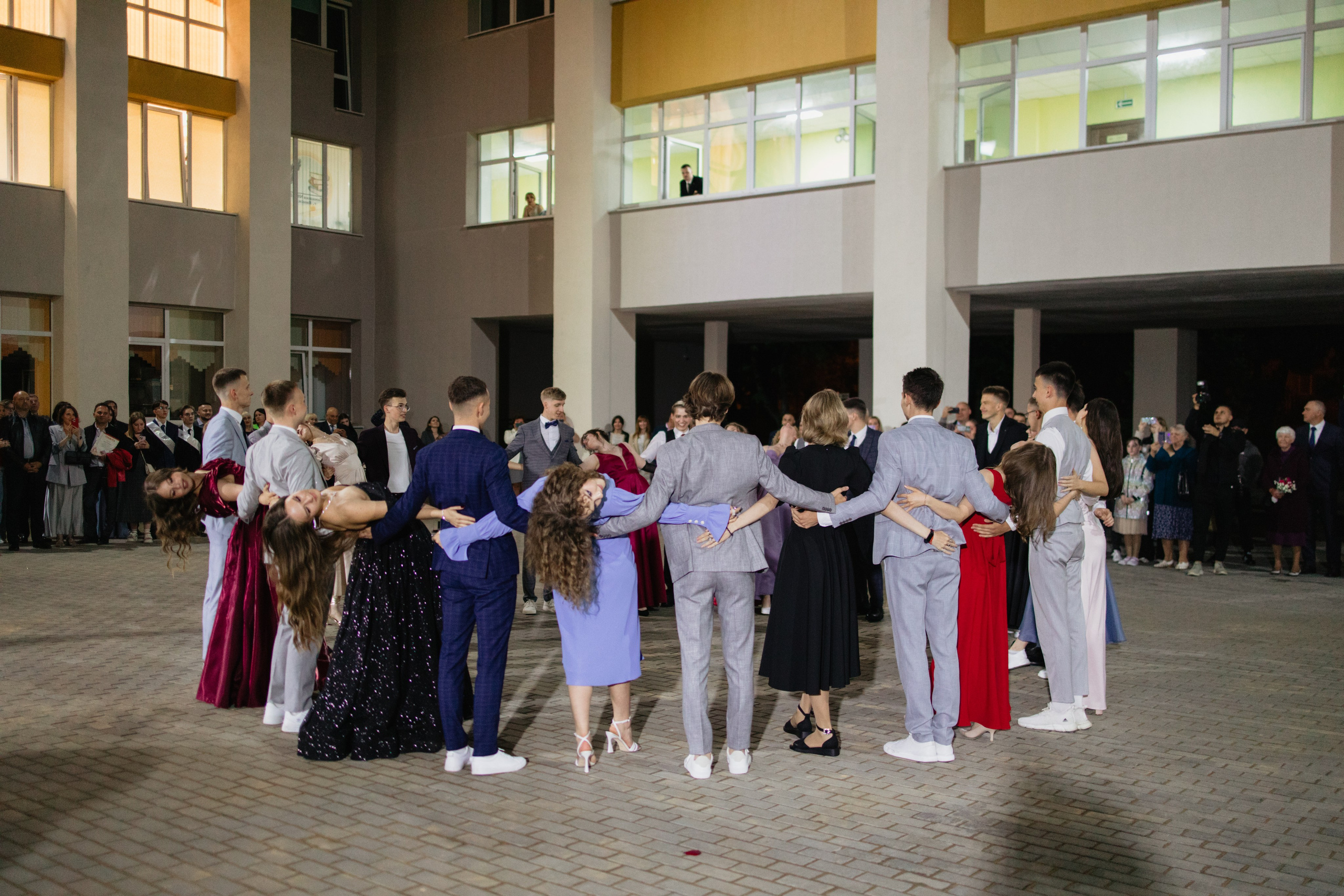 Выпускной Гимназия № 146. Свадебный фотограф в Минске Владислав Бабич